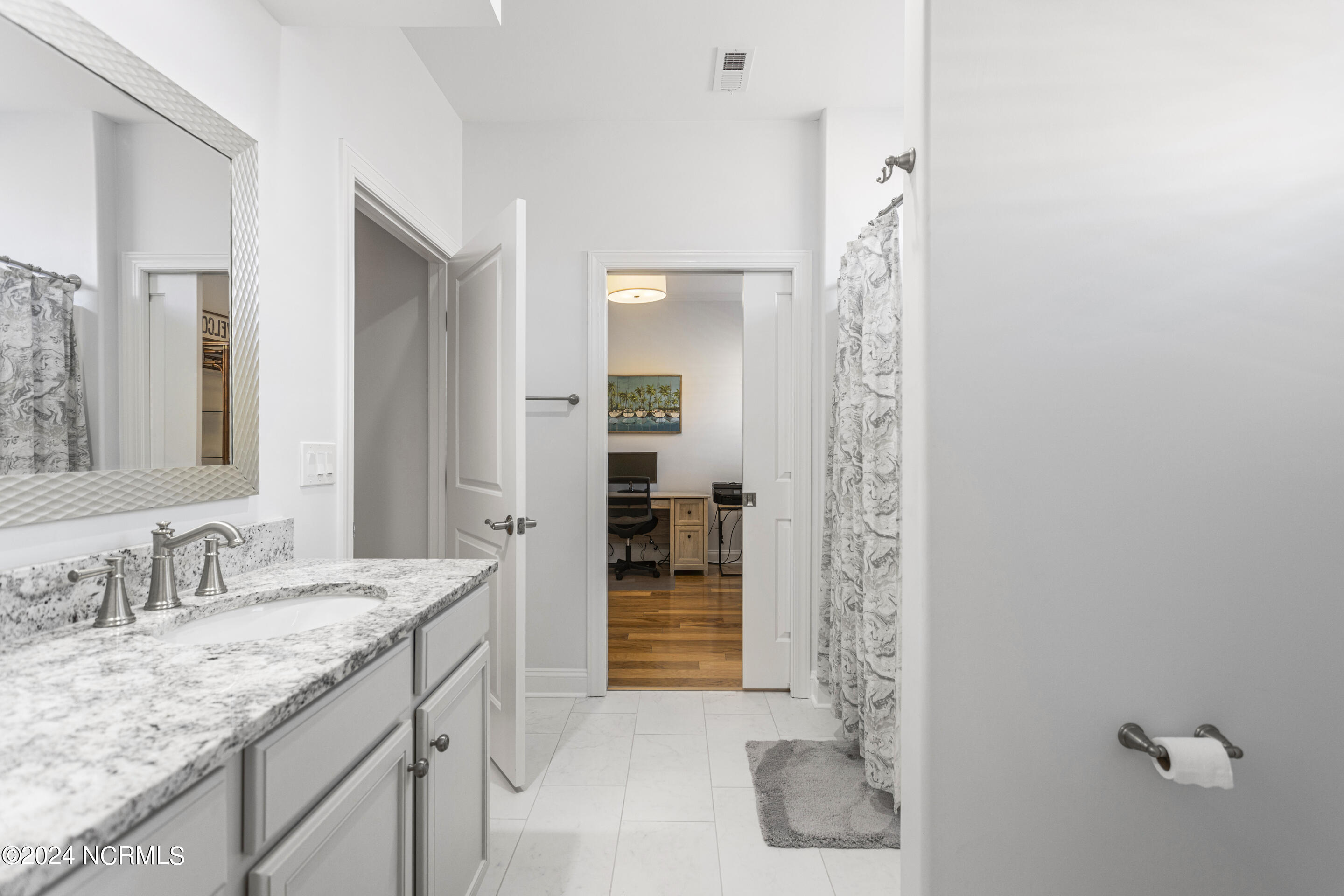 4015 Alastaire Cove