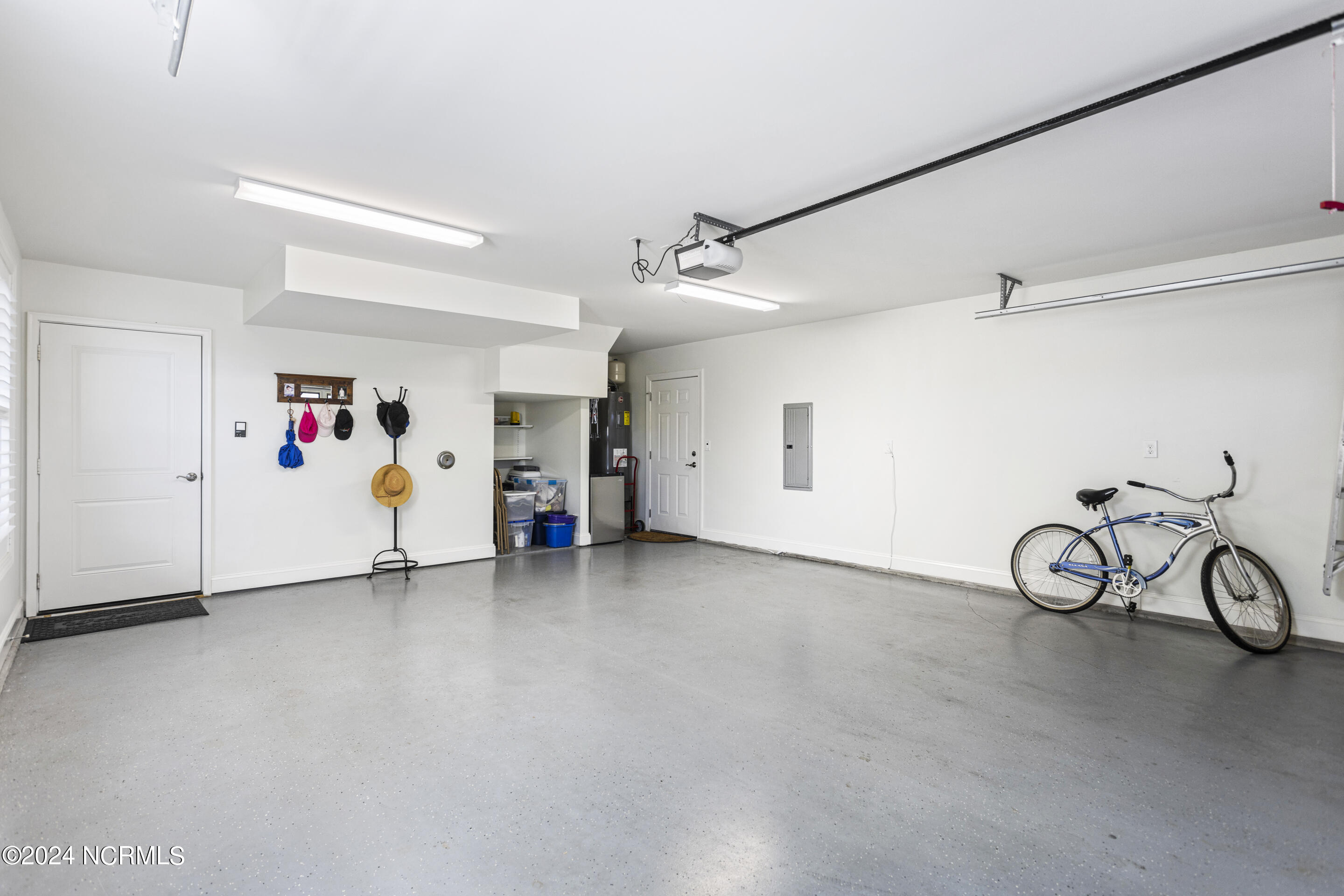 4015 Alastaire Cove
