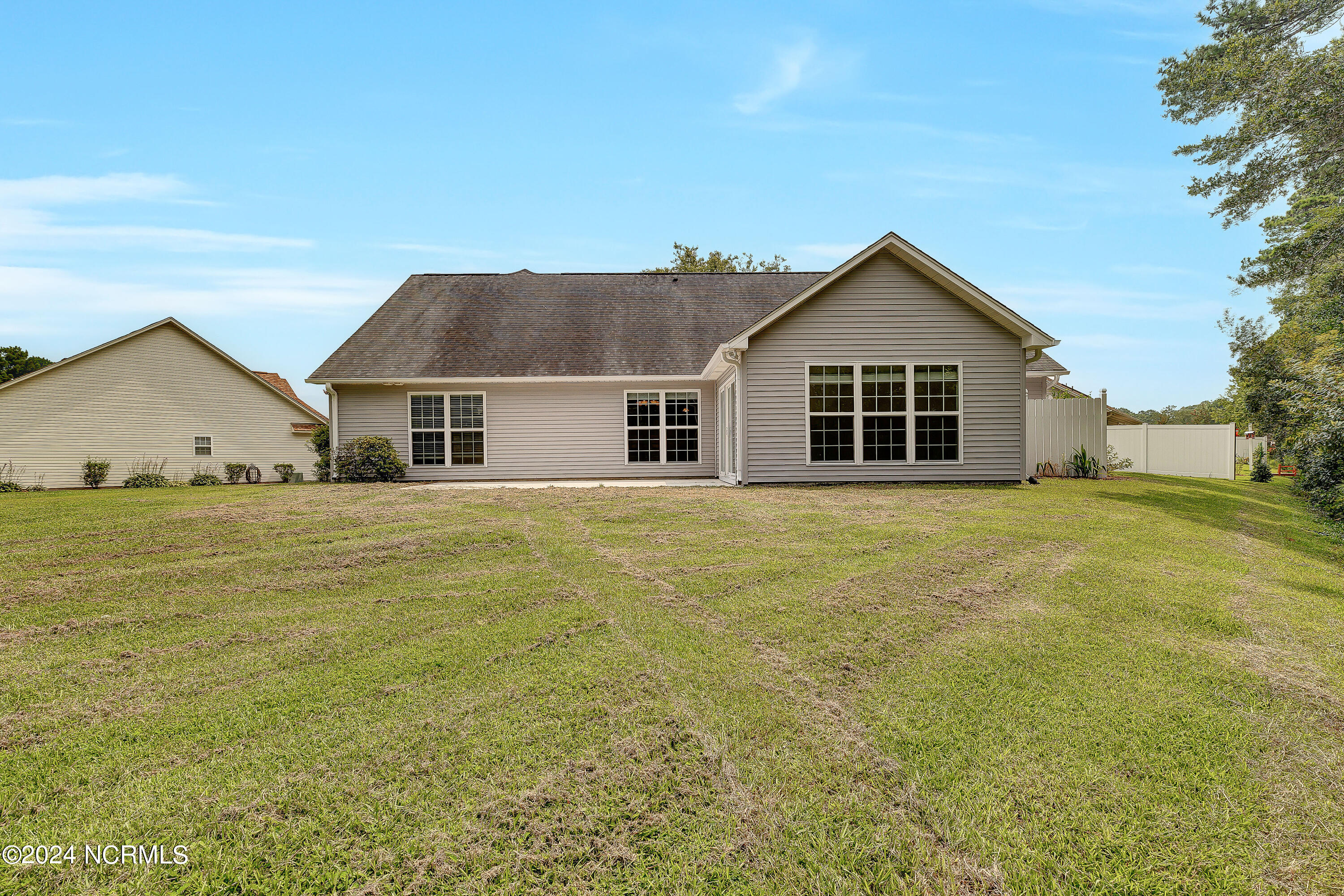 109 Bristle Cone Court