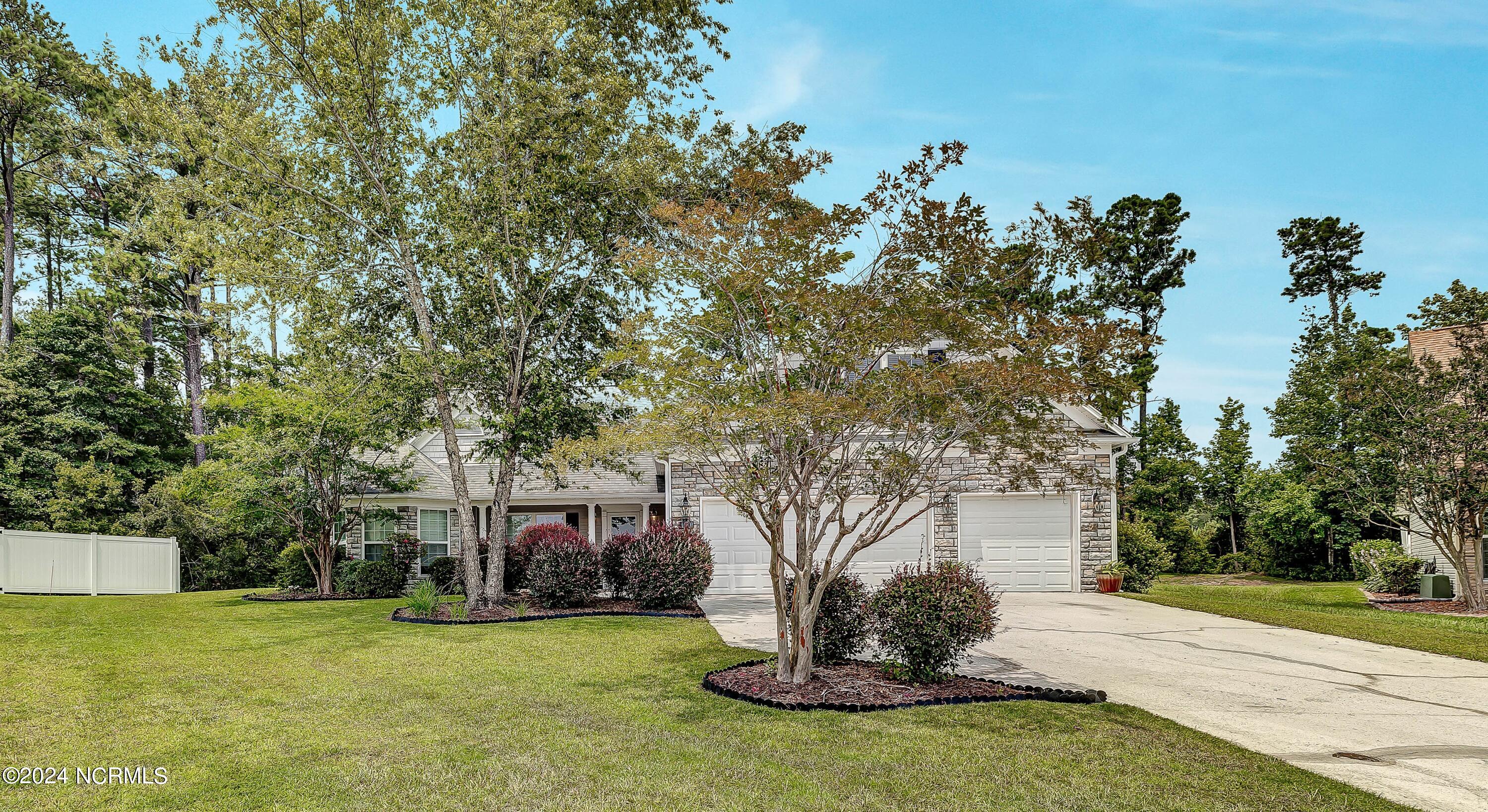 109 Bristle Cone Court