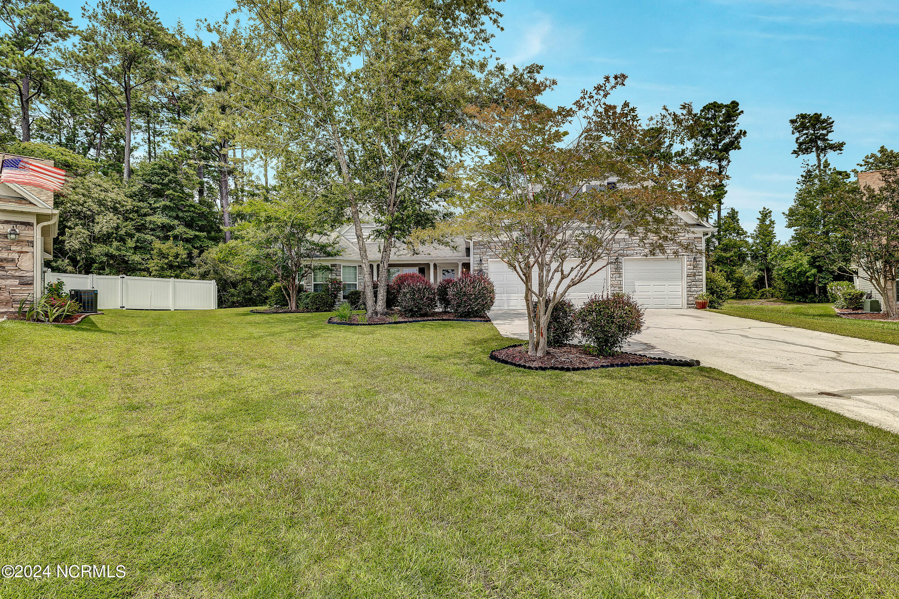 109 Bristle Cone Court
