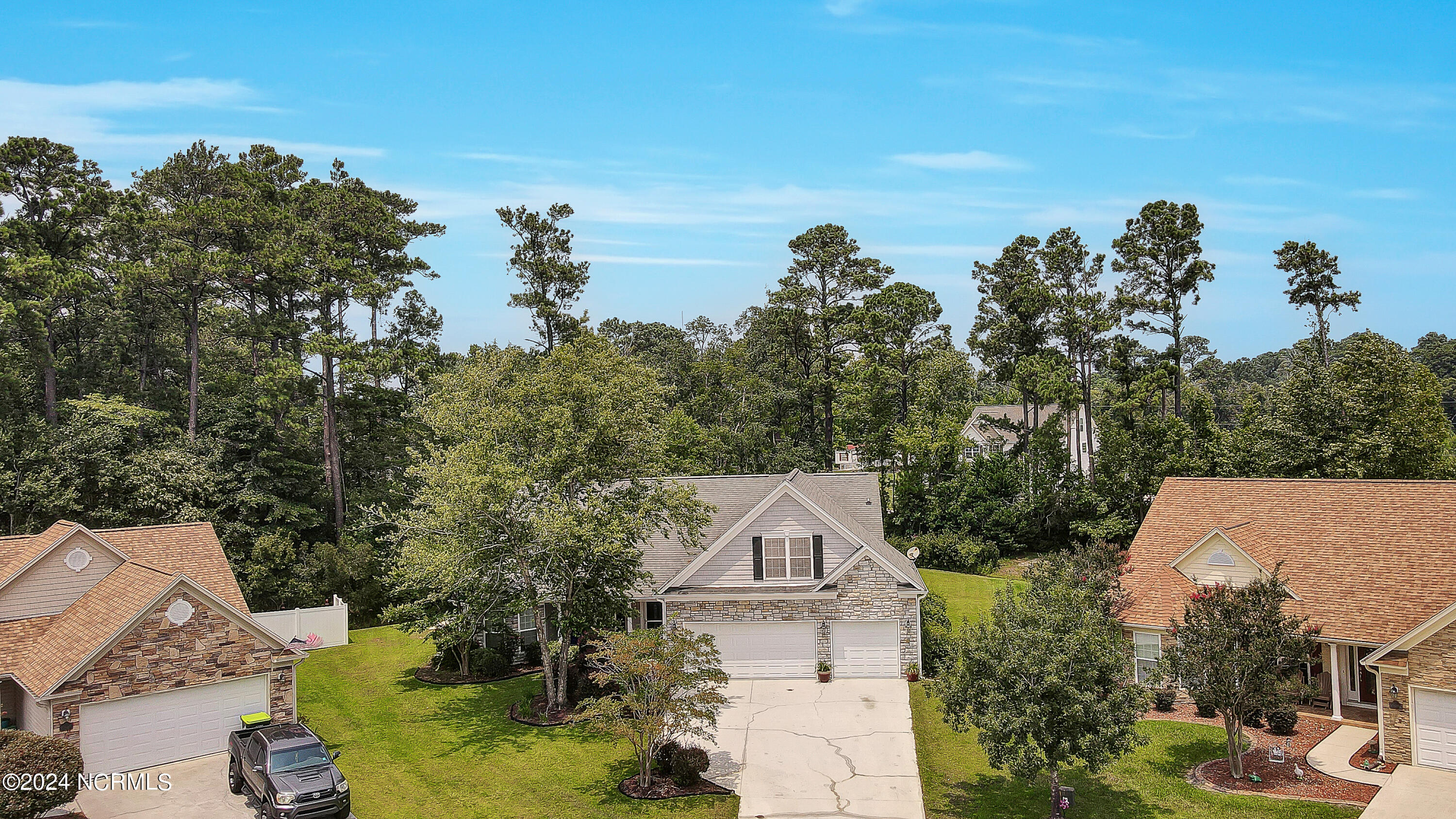 109 Bristle Cone Court