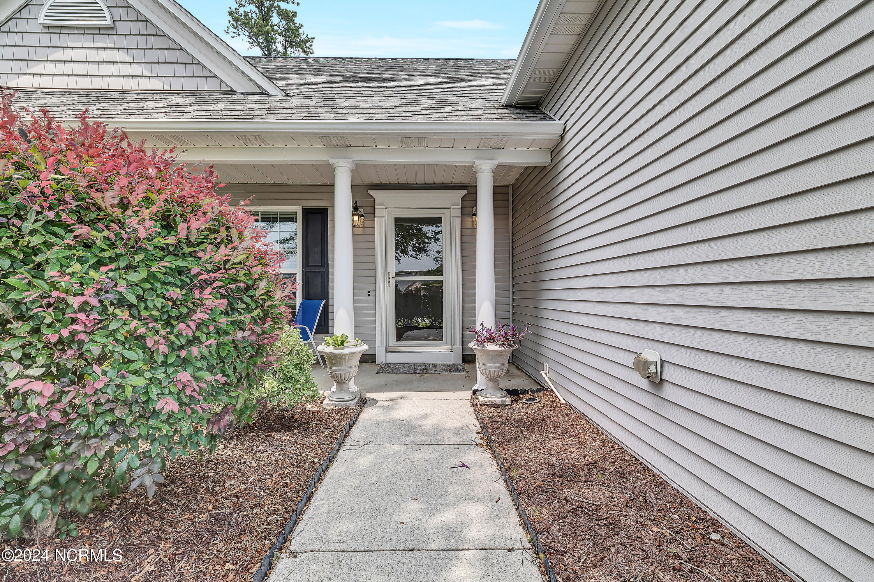 109 Bristle Cone Court