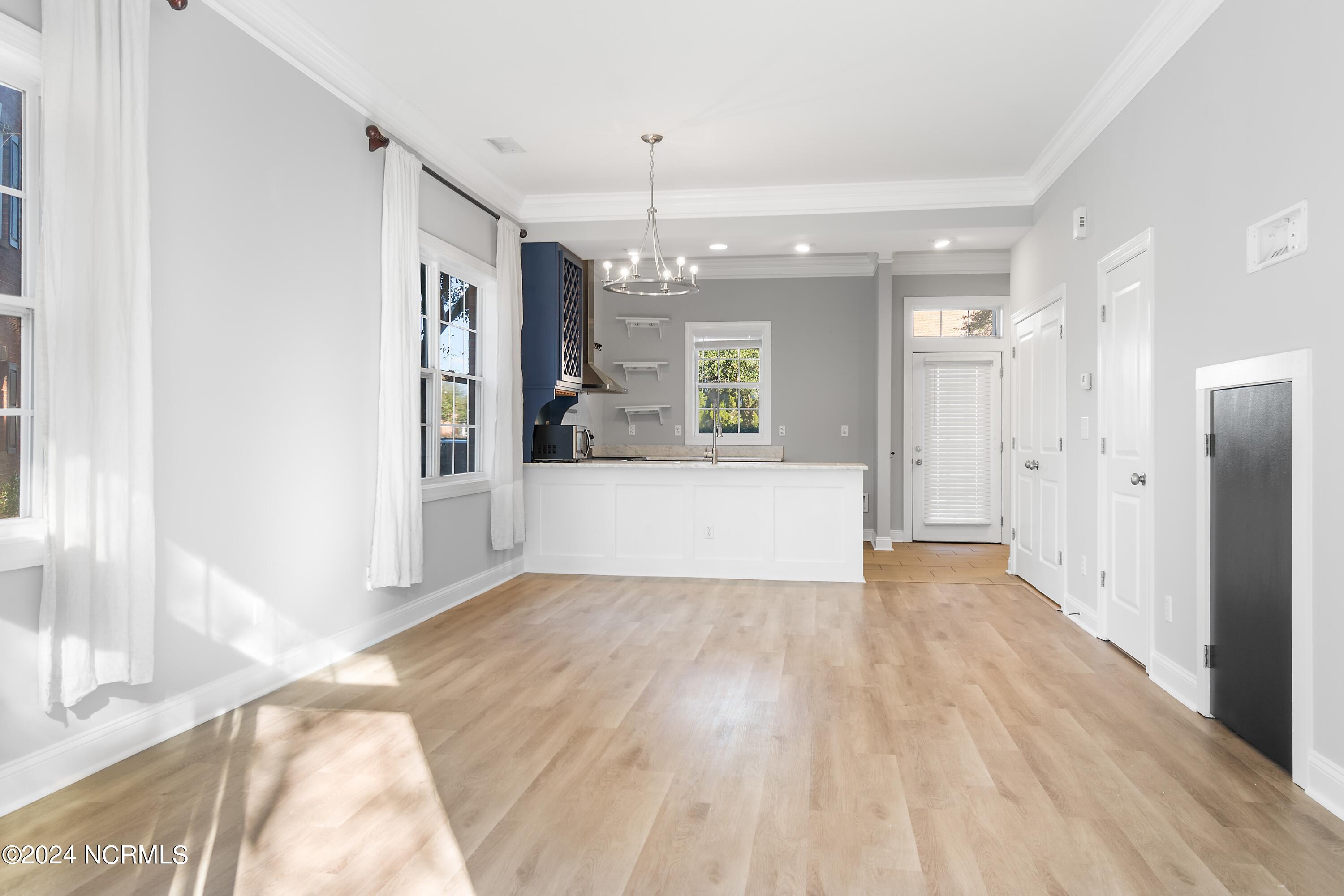 5142 Exton Park Loop