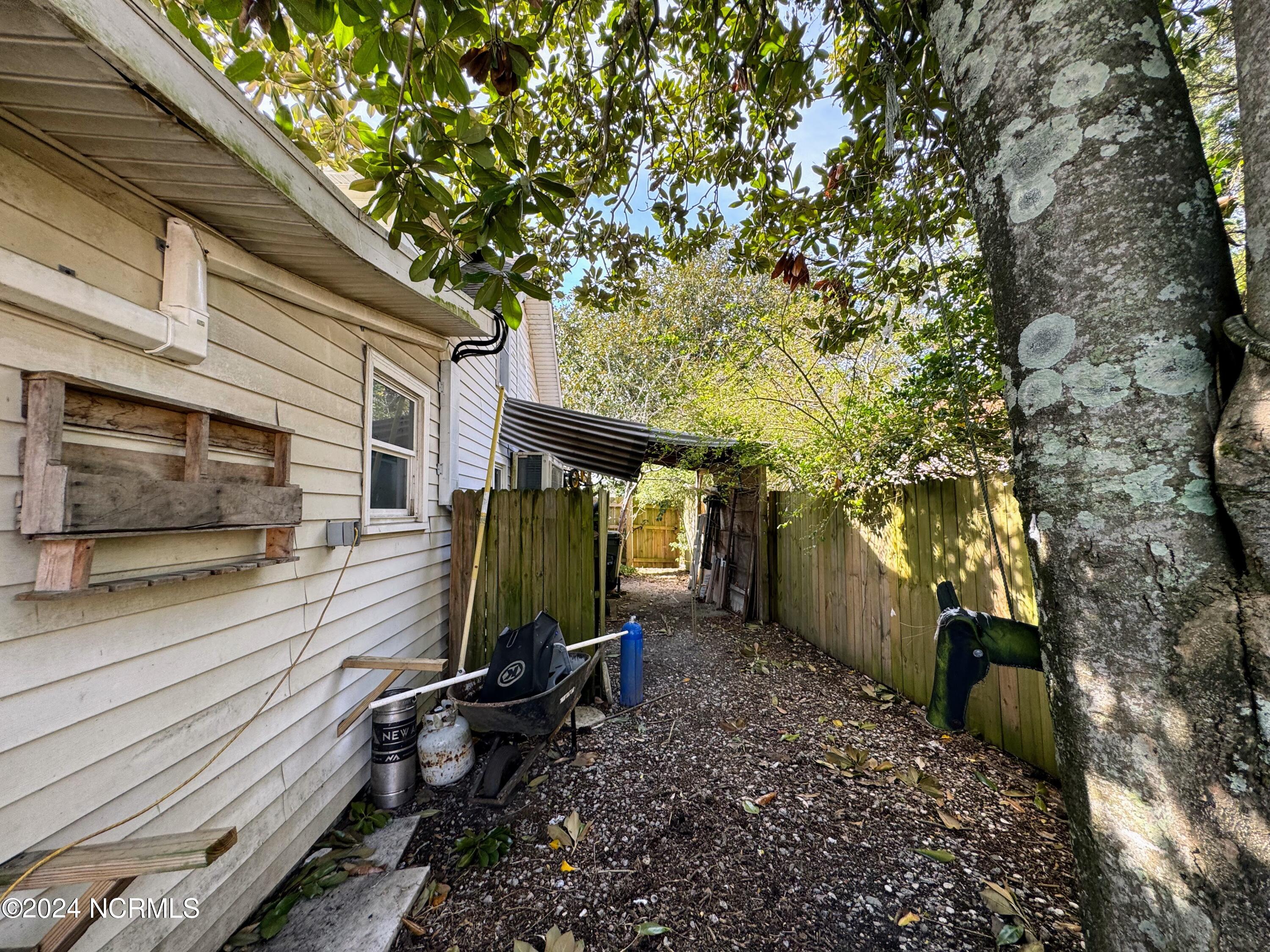 410 Sumter Avenue