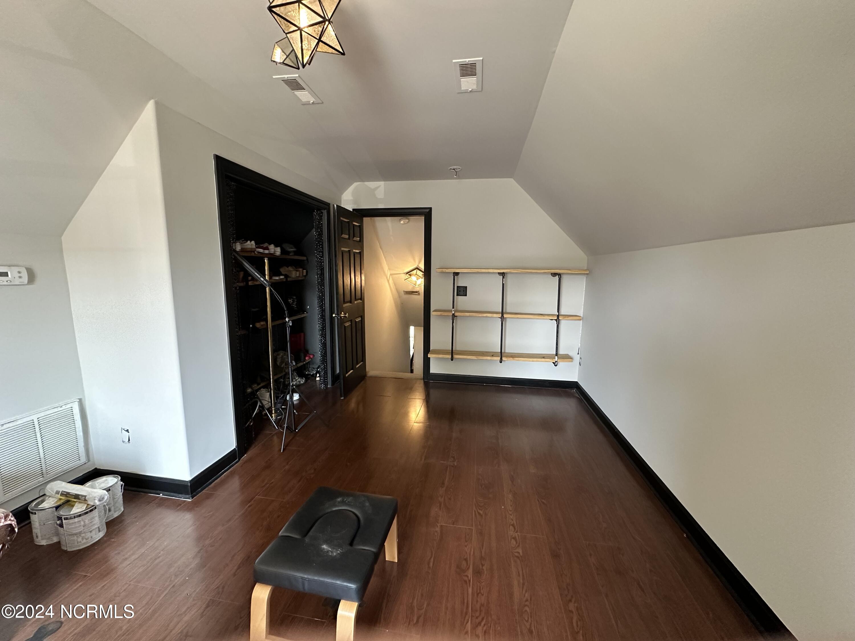 1003 Lake Jones Road