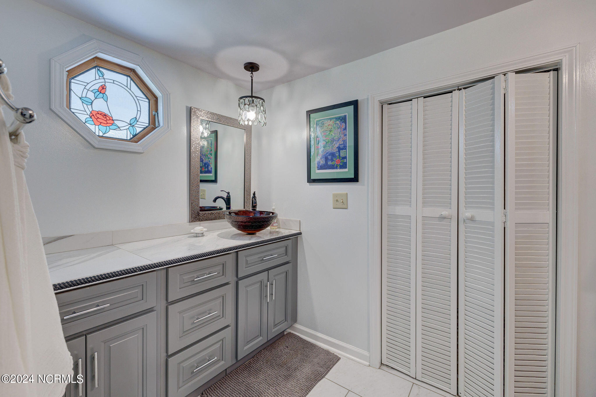 105 Gilbert Curry Drive