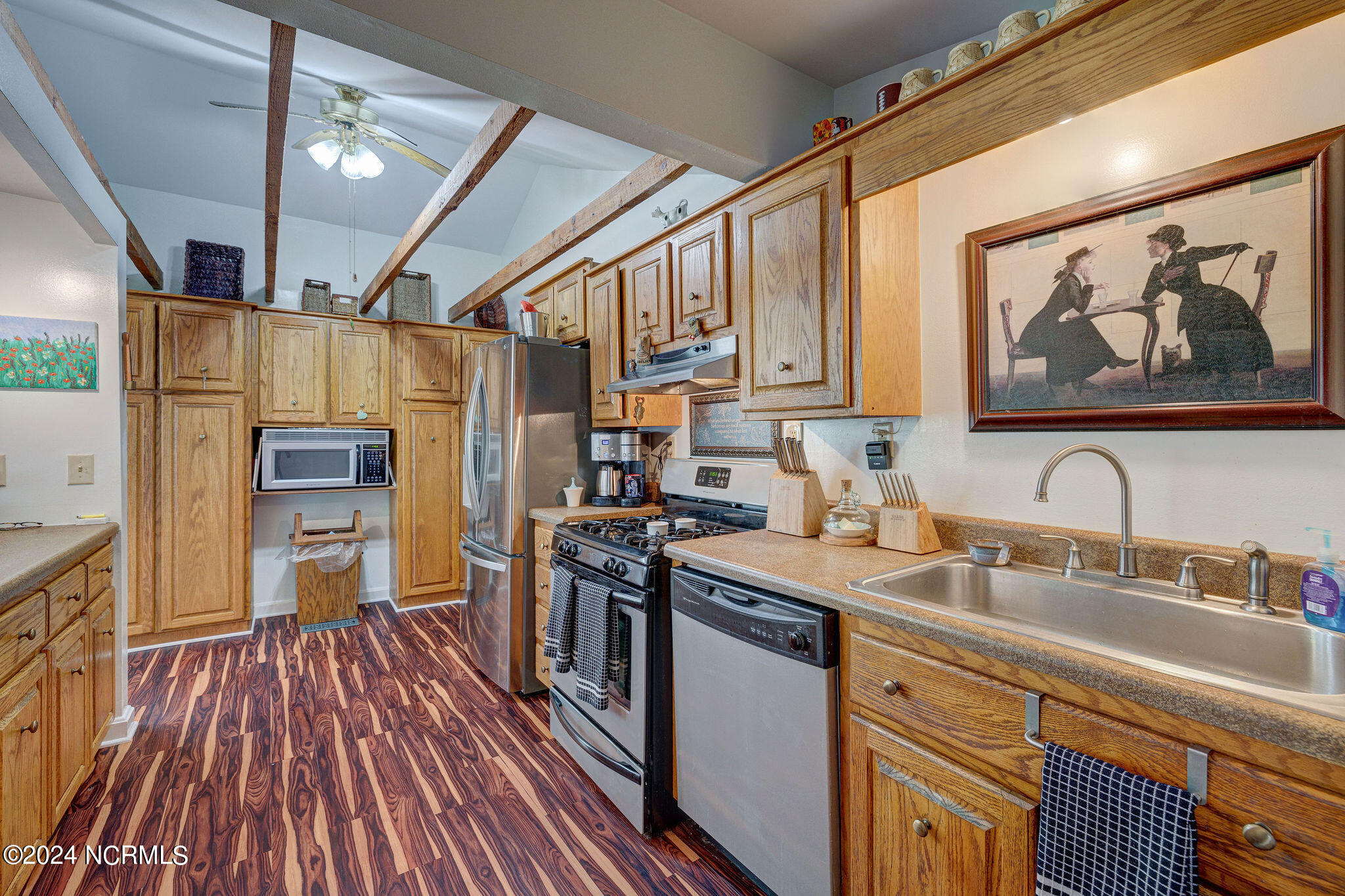 105 Gilbert Curry Drive