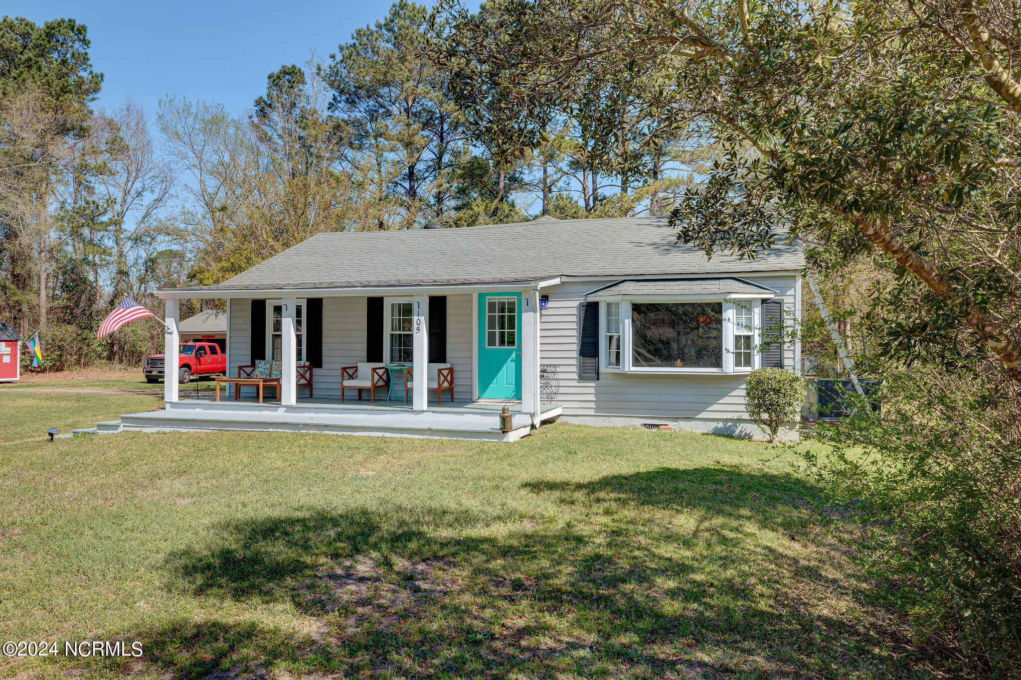 105 Gilbert Curry Drive