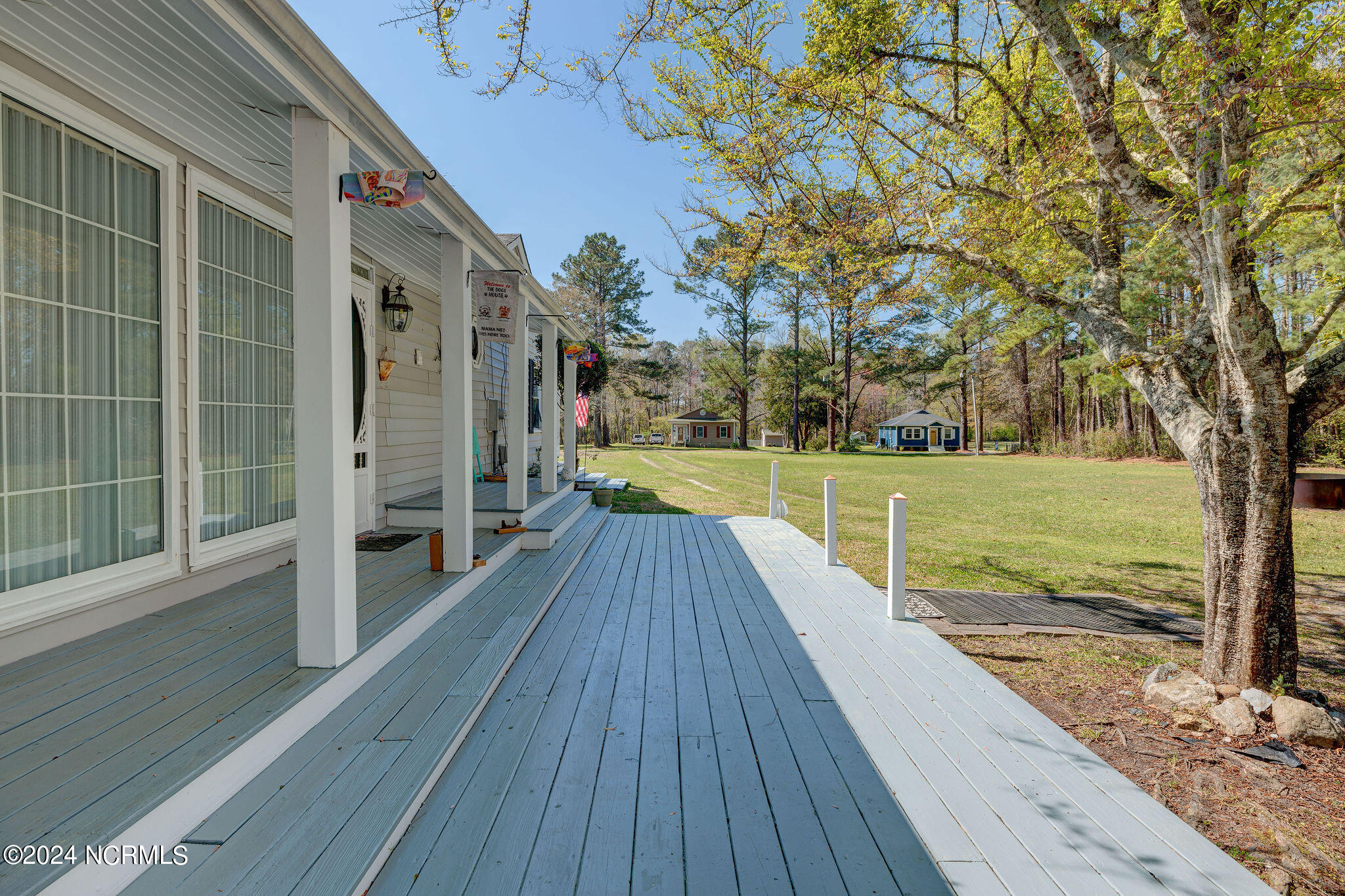 105 Gilbert Curry Drive