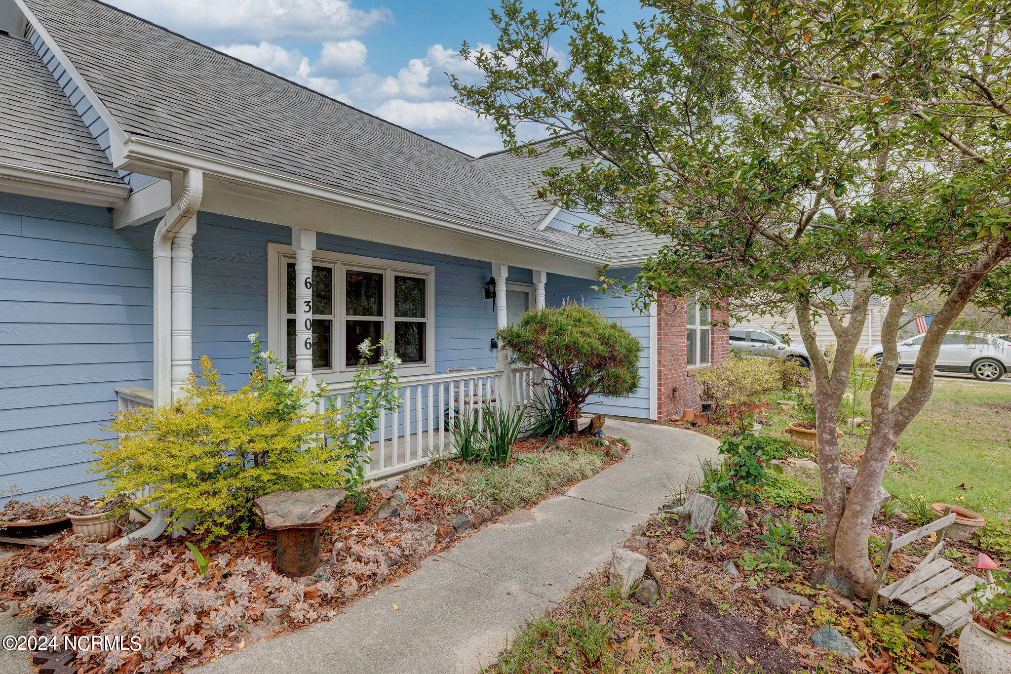 6306 Iverstone Court