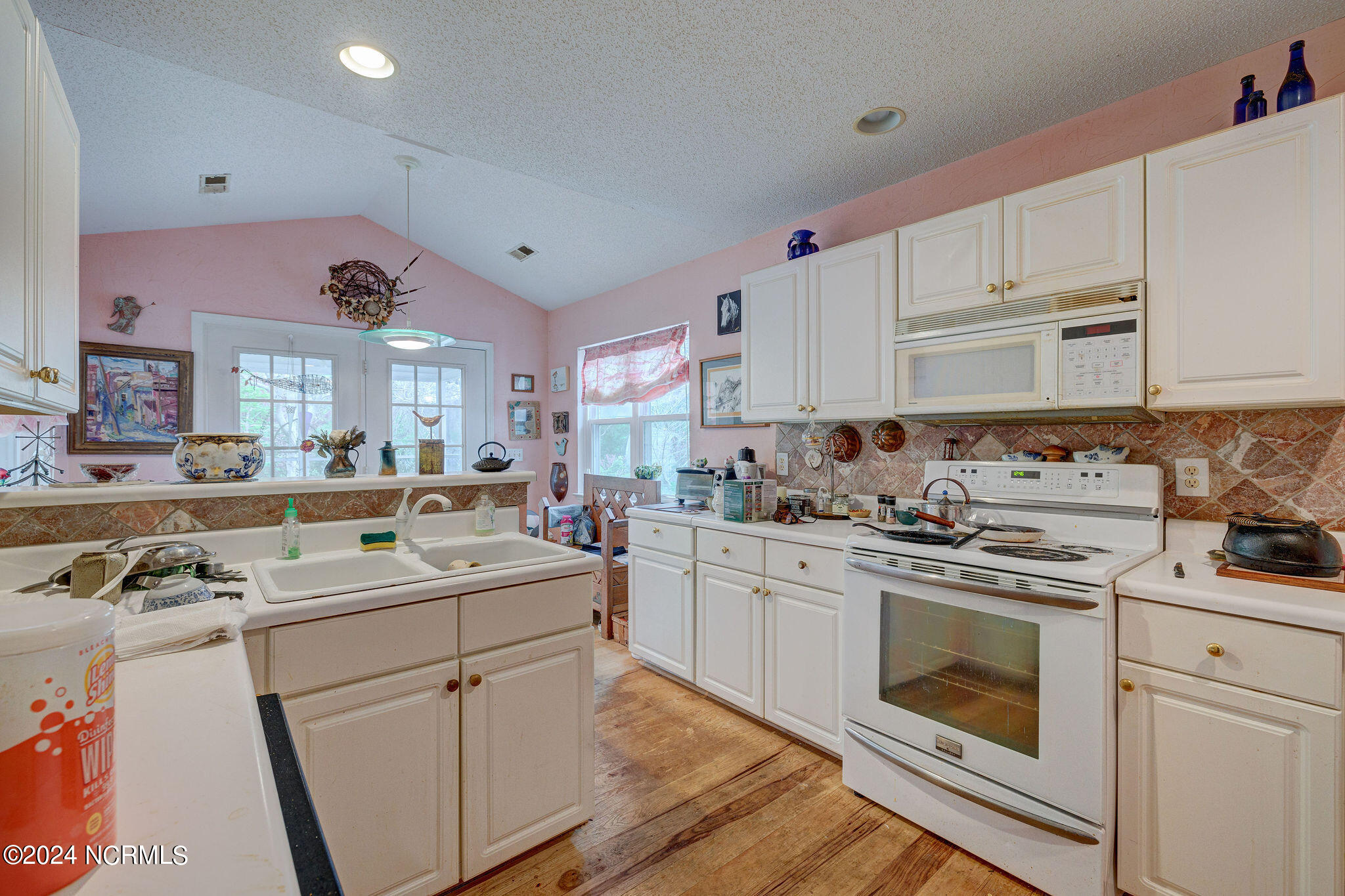 6306 Iverstone Court