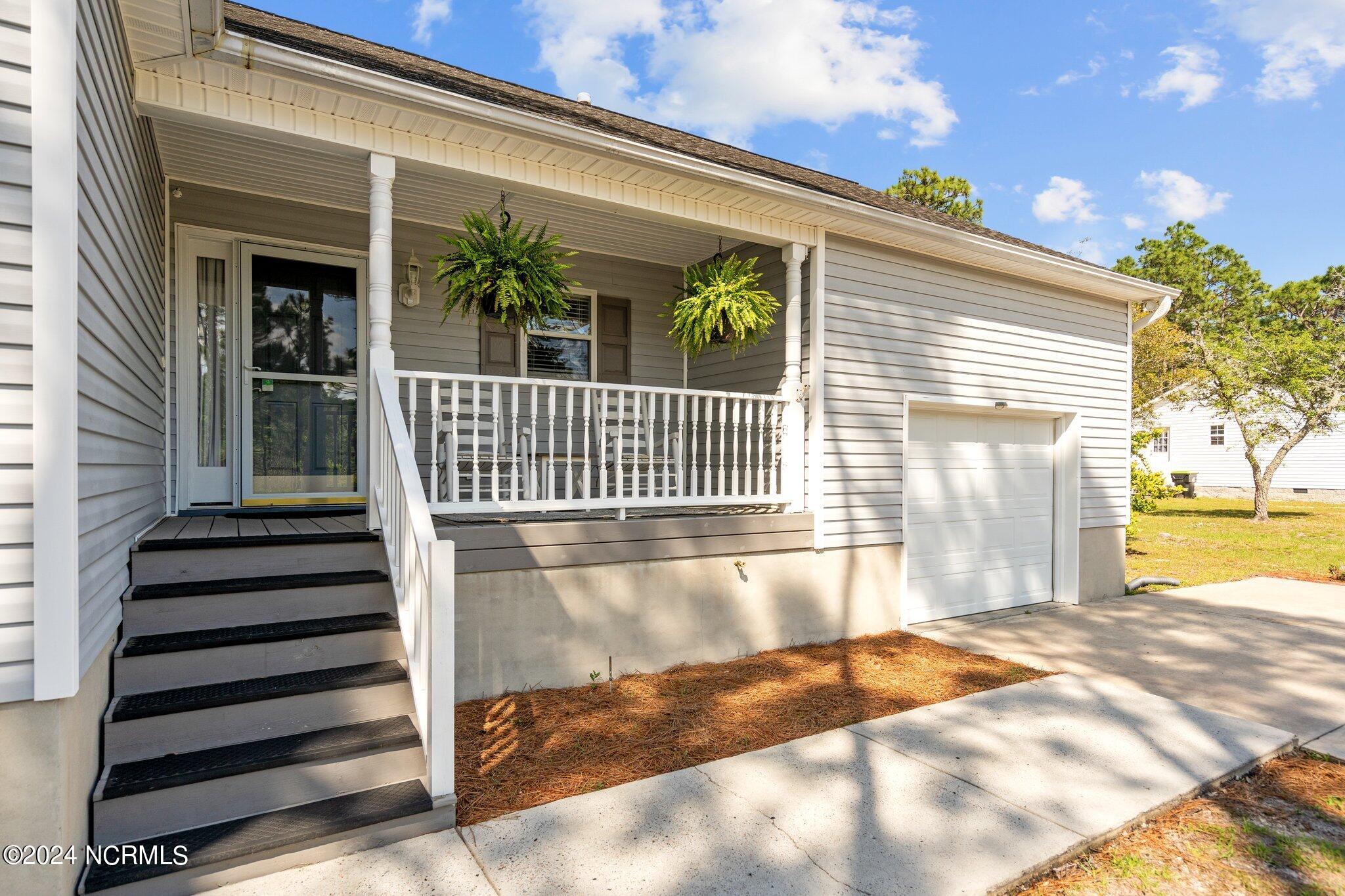 98 N Greensboro Road