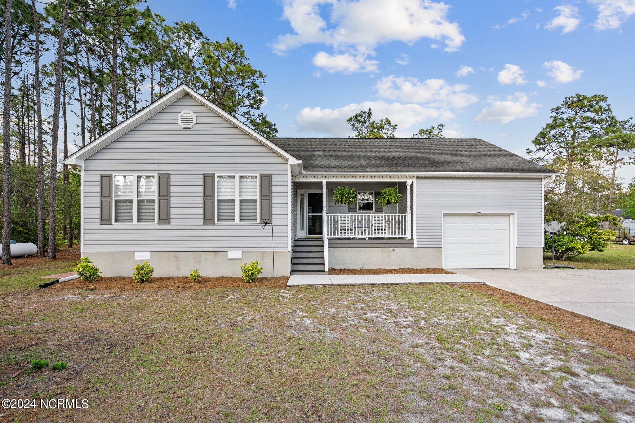98 N Greensboro Road