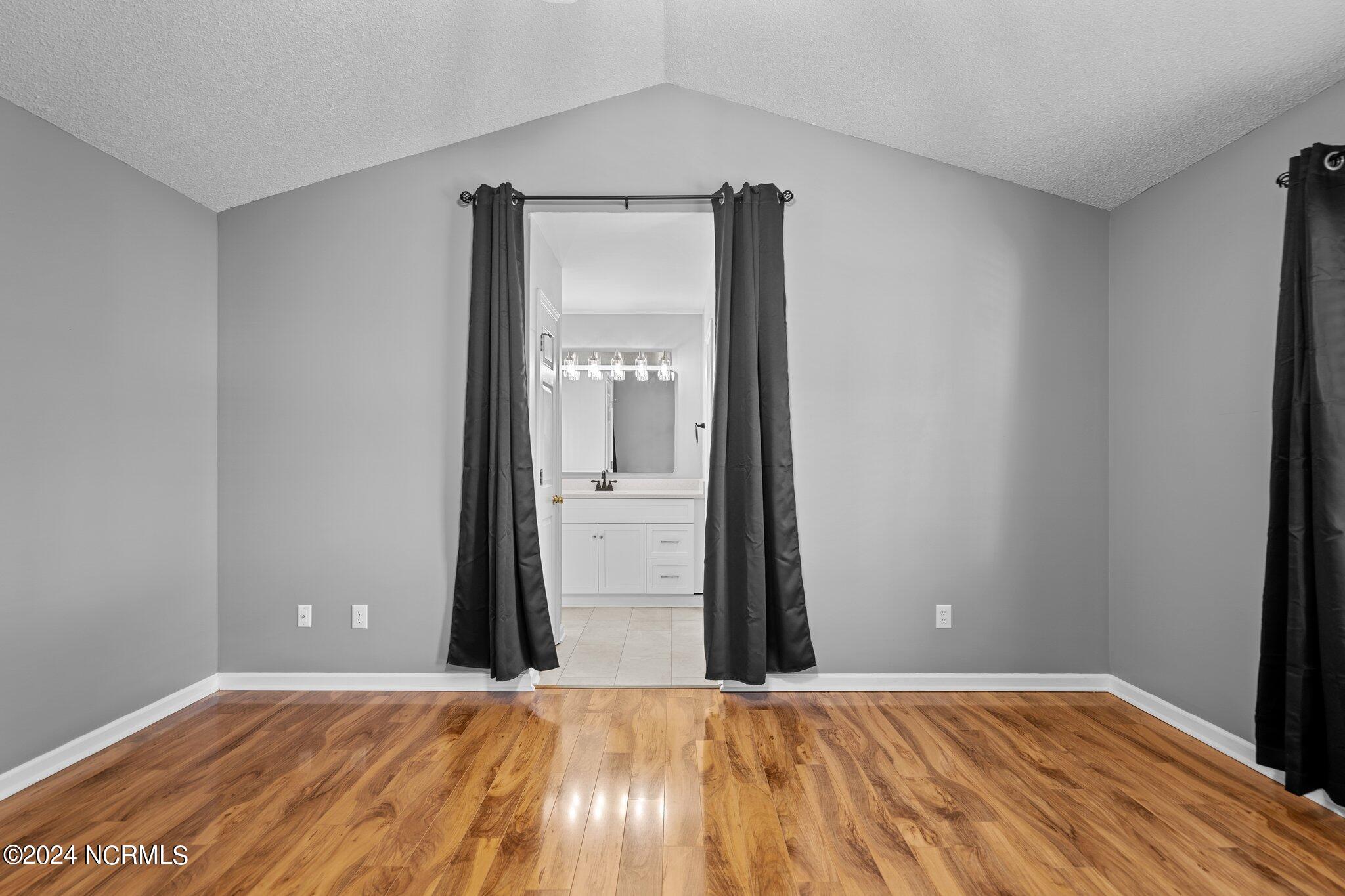 98 N Greensboro Road
