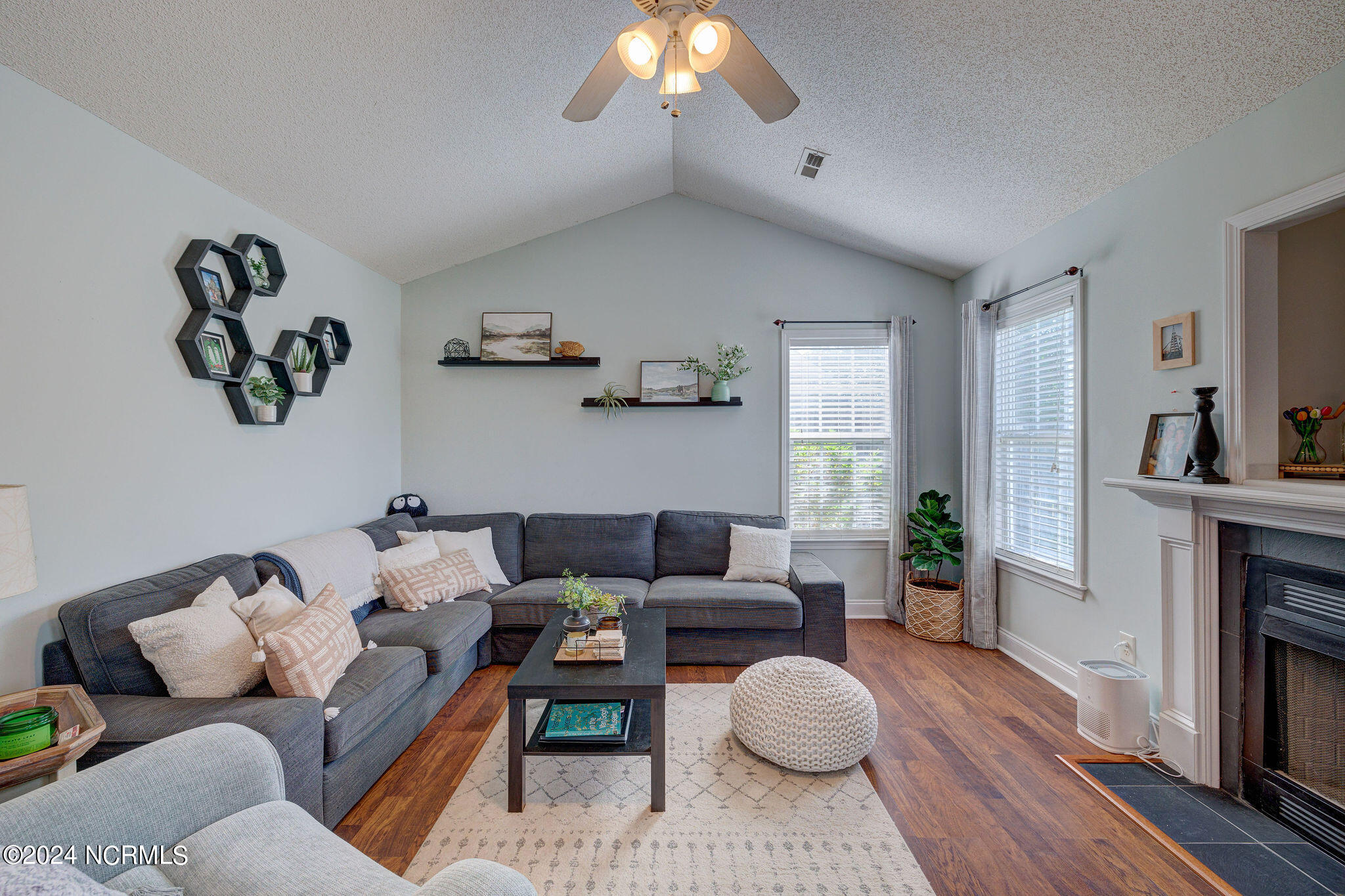 618 Laveen Way