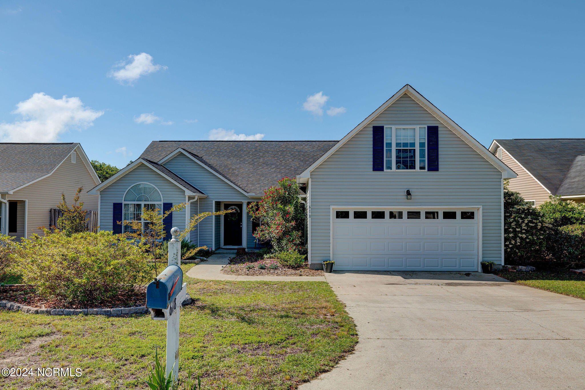 618 Laveen Way