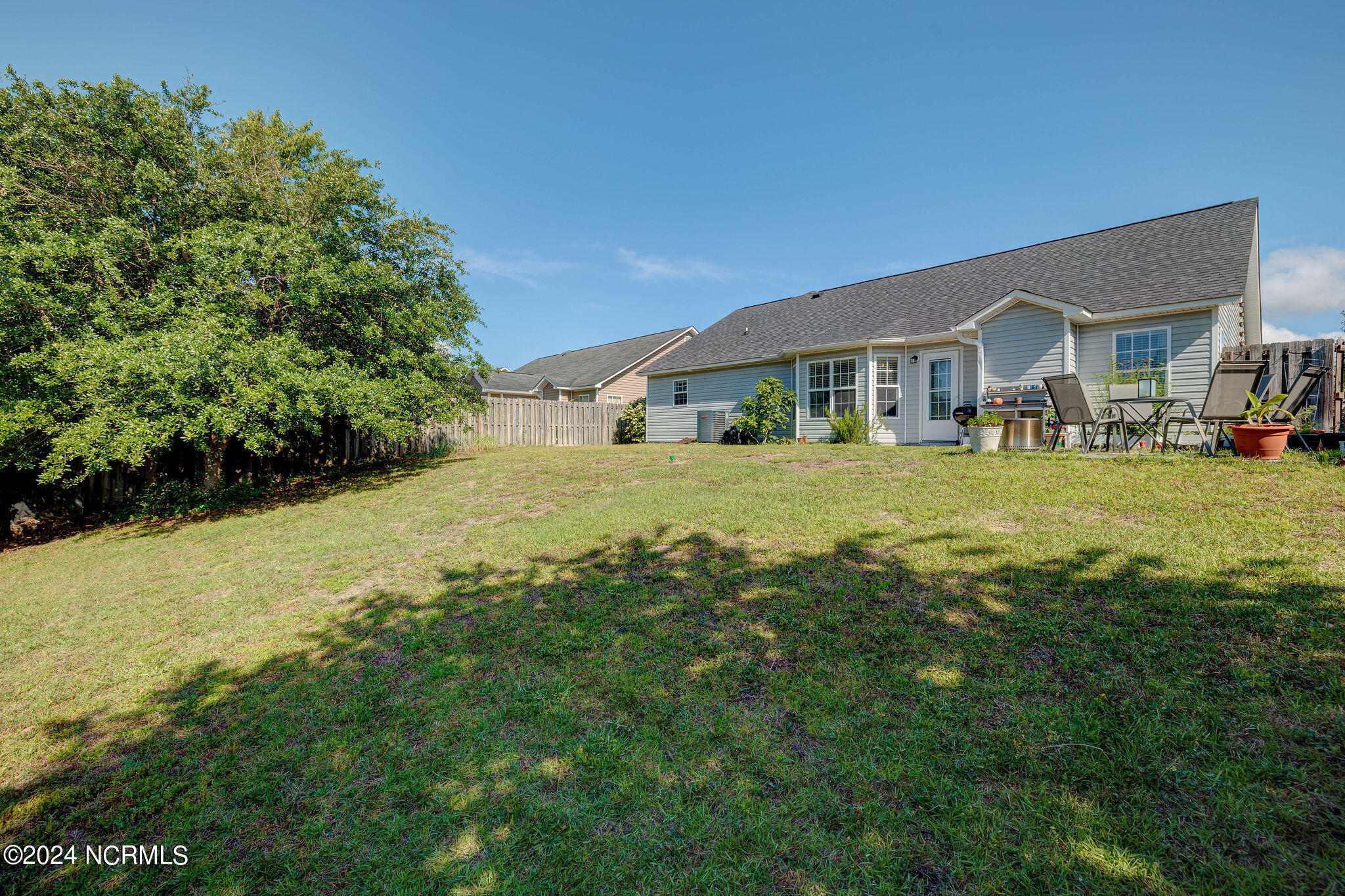 618 Laveen Way