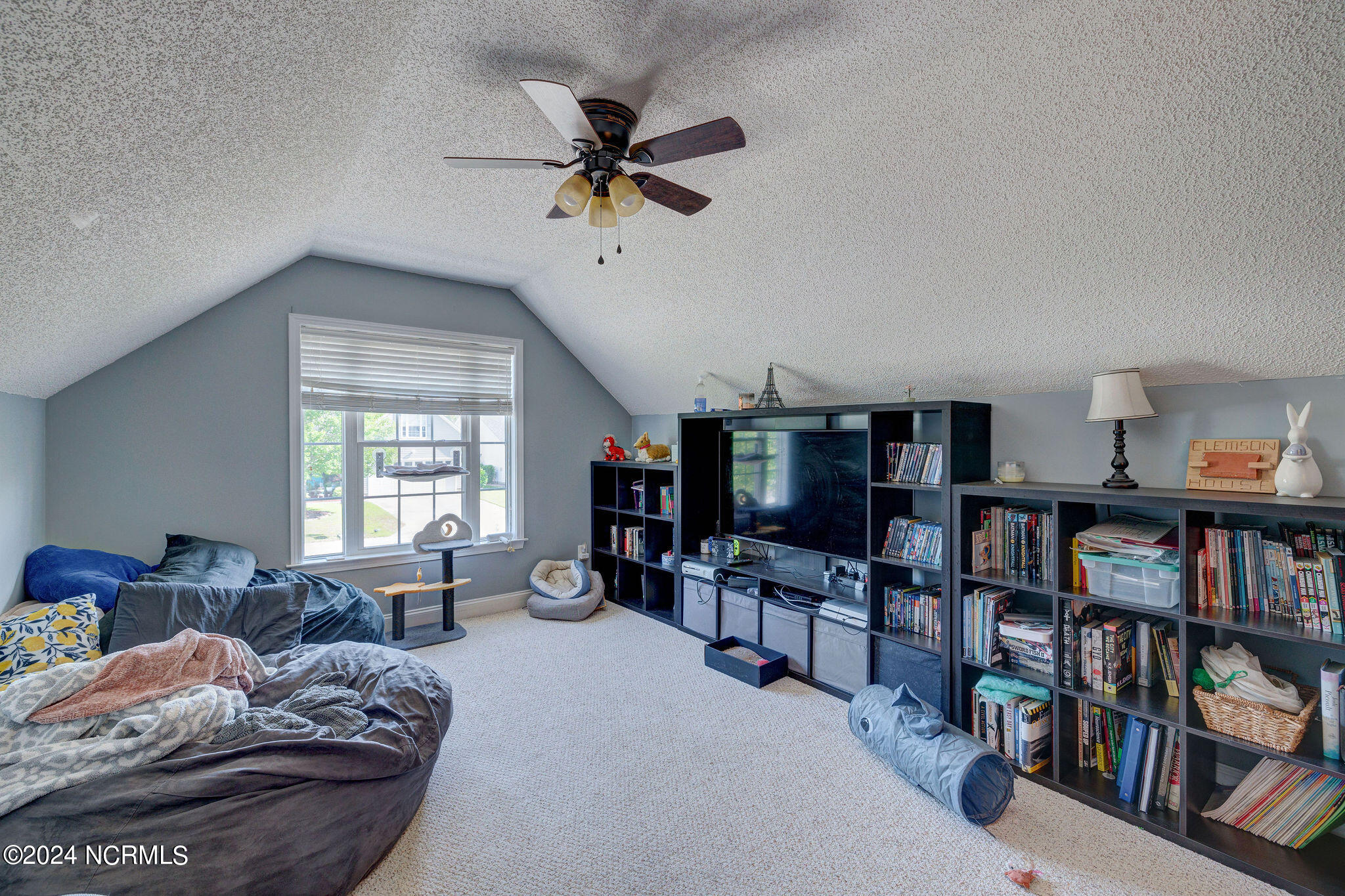 618 Laveen Way
