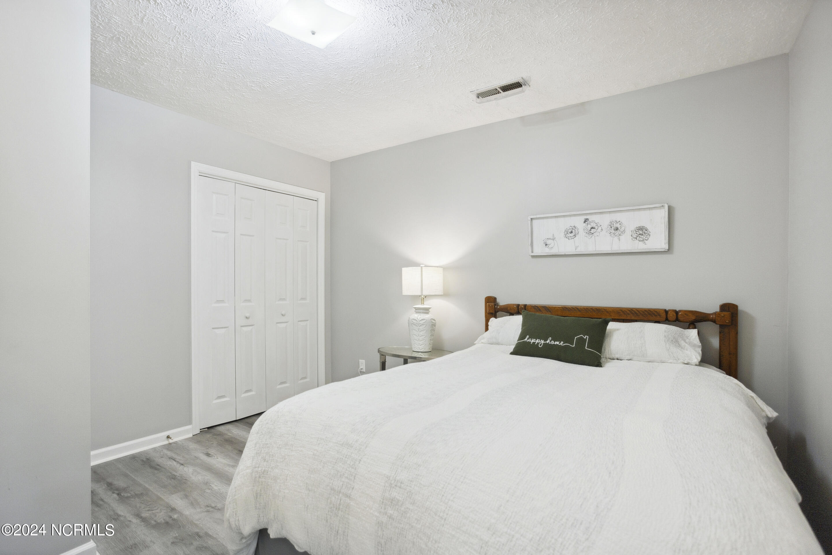 315 Tangle Oaks Court SE