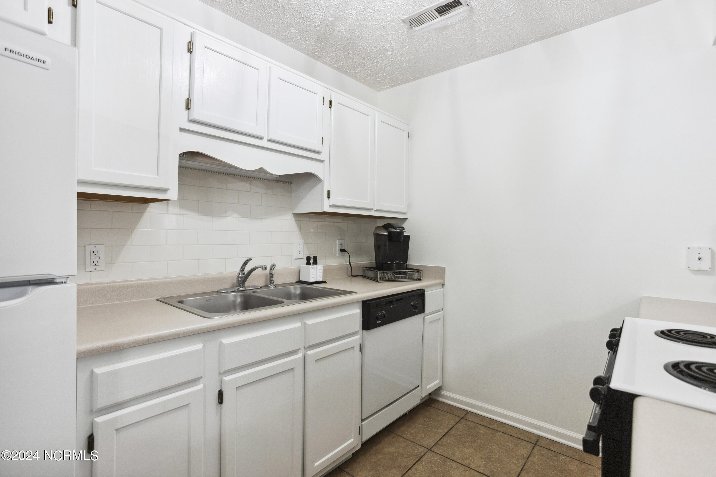 315 Tangle Oaks Court SE