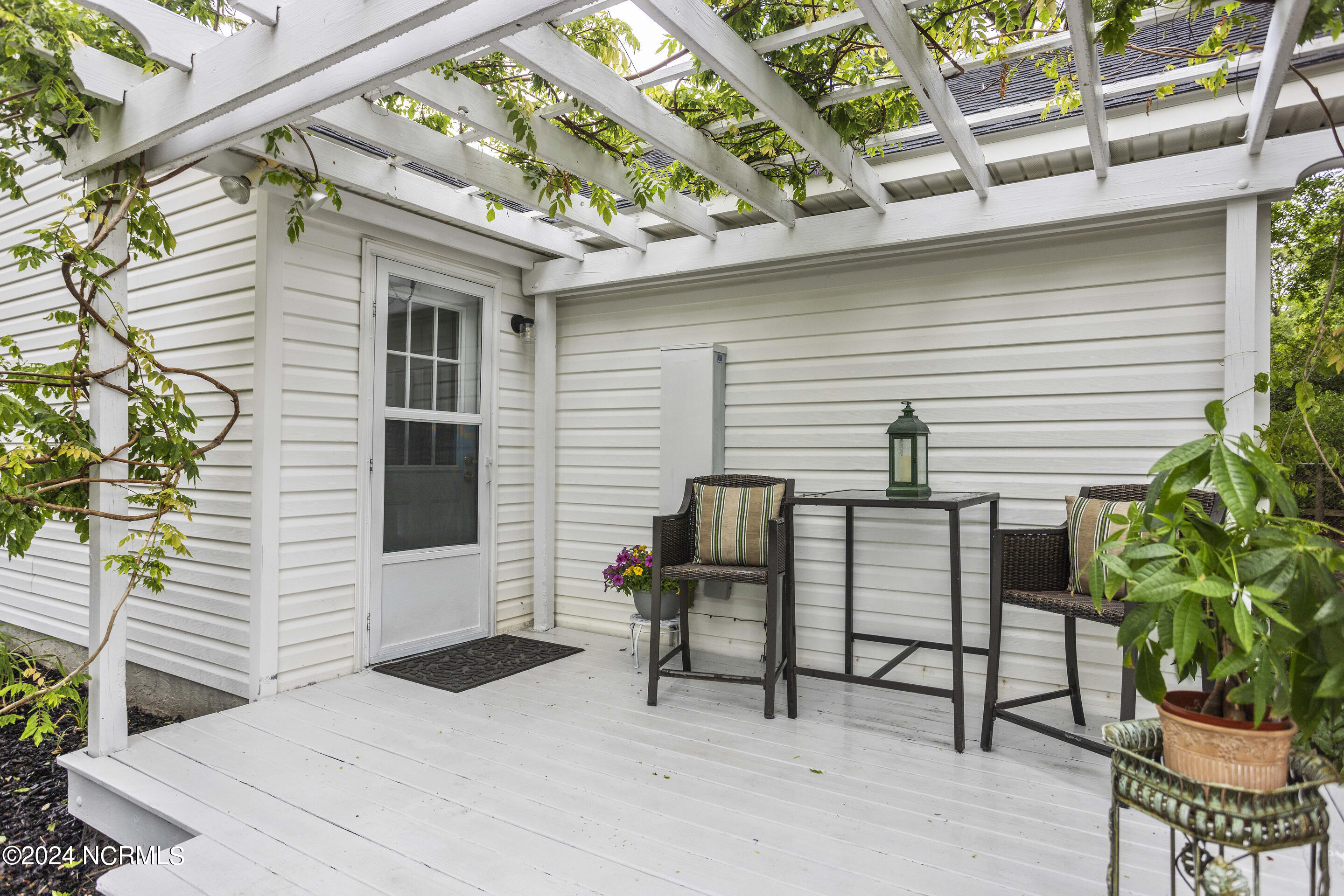 315 Tangle Oaks Court SE