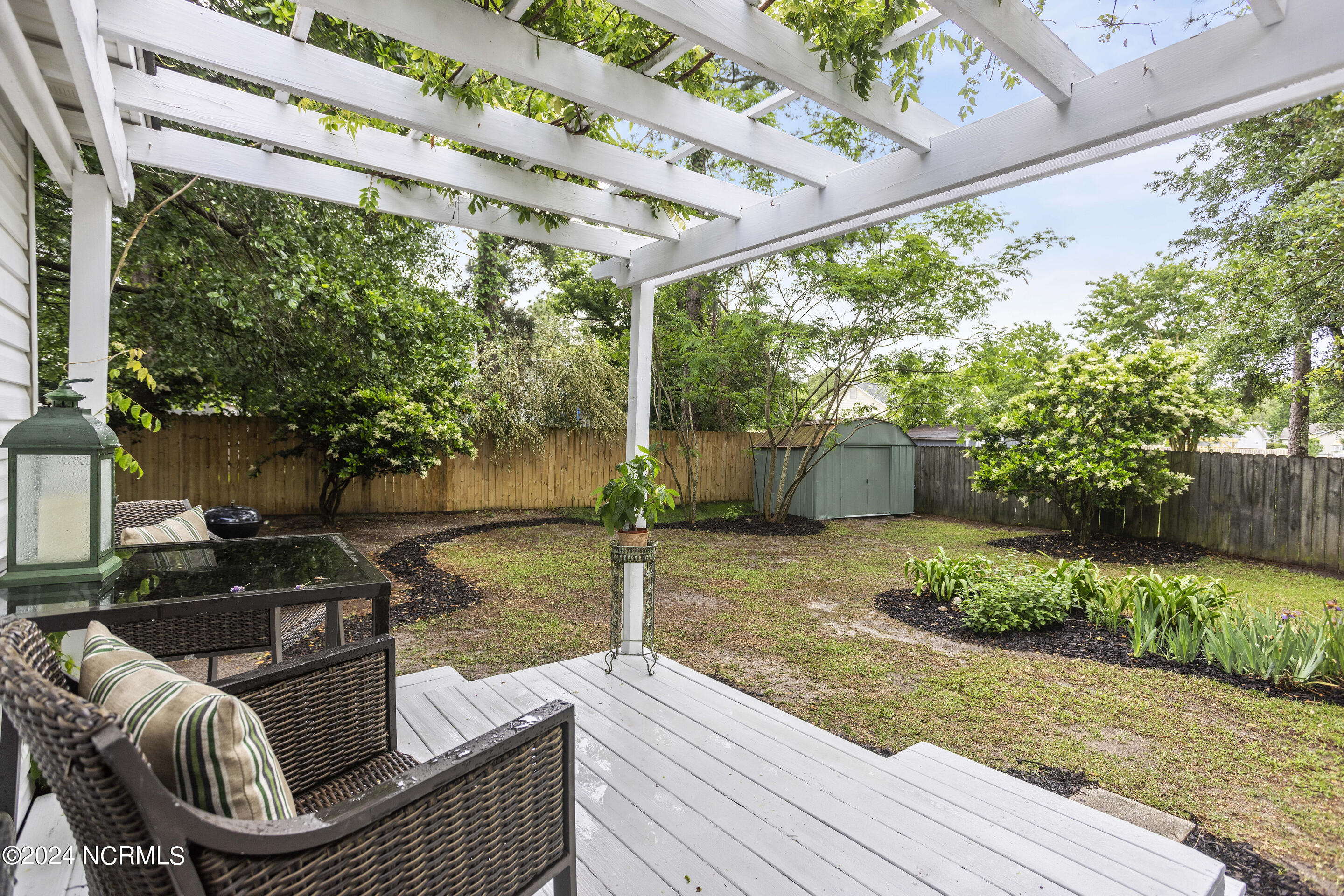 315 Tangle Oaks Court SE