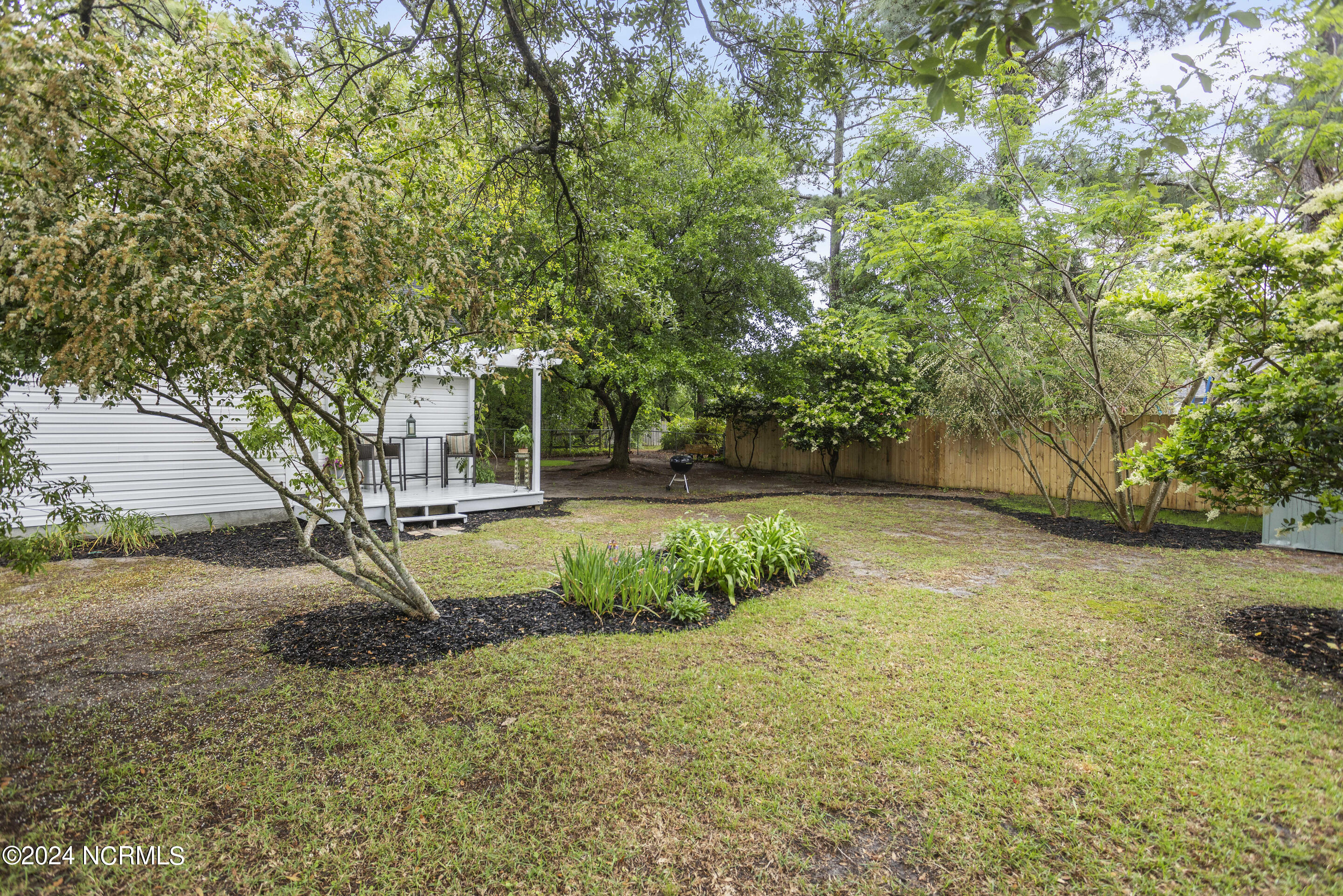 315 Tangle Oaks Court SE