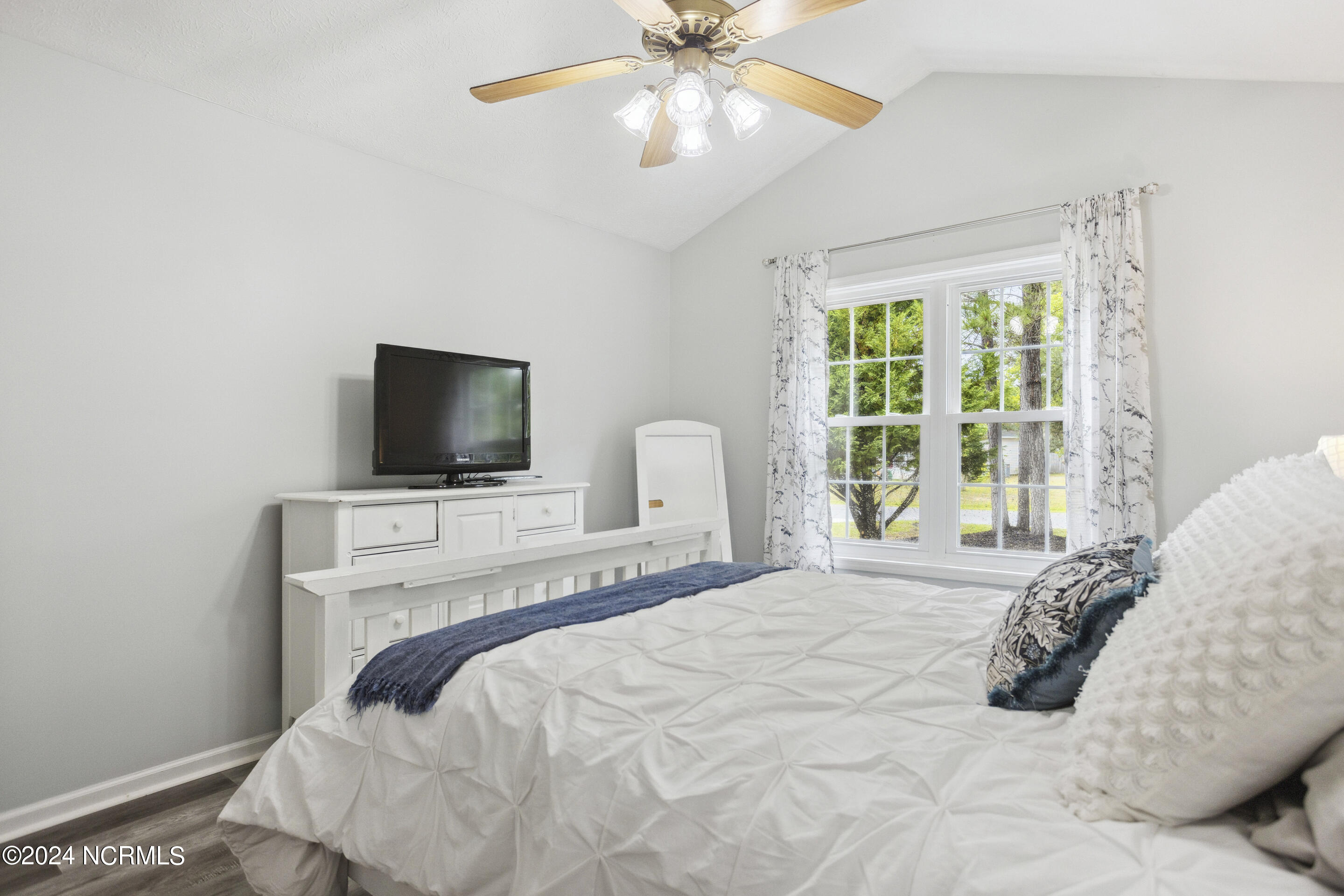 315 Tangle Oaks Court SE