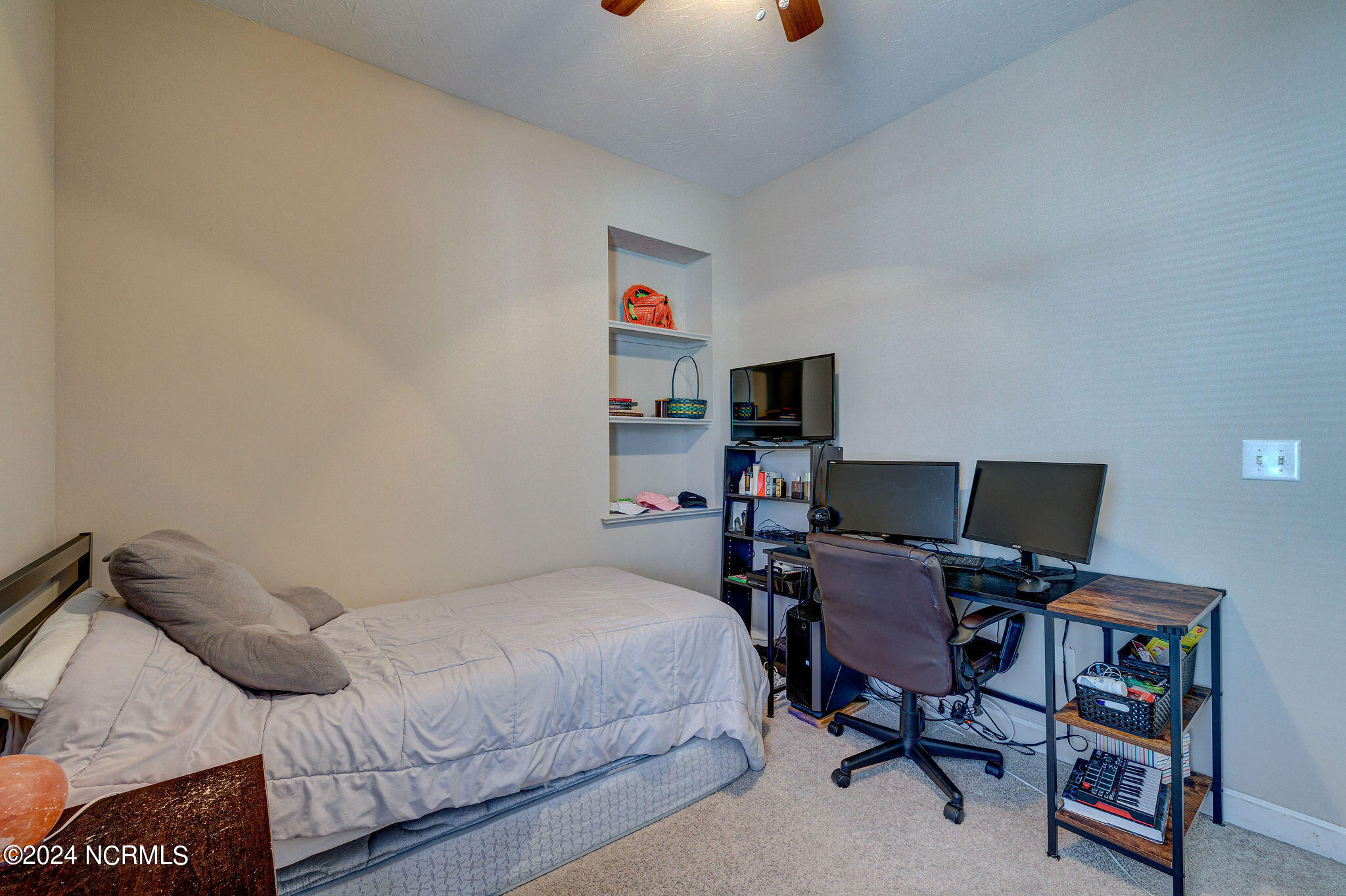 1120 Shelby Court
