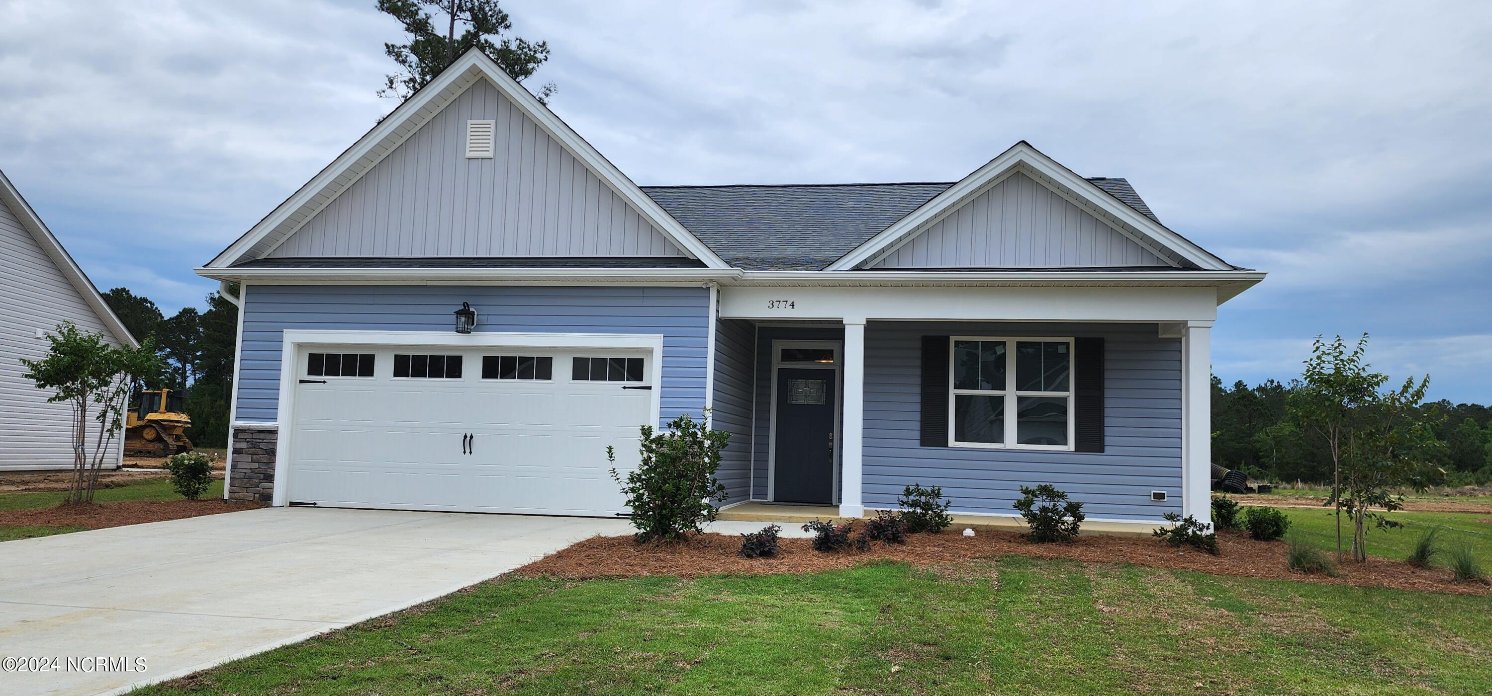 3774 Summer Breeze Court NE