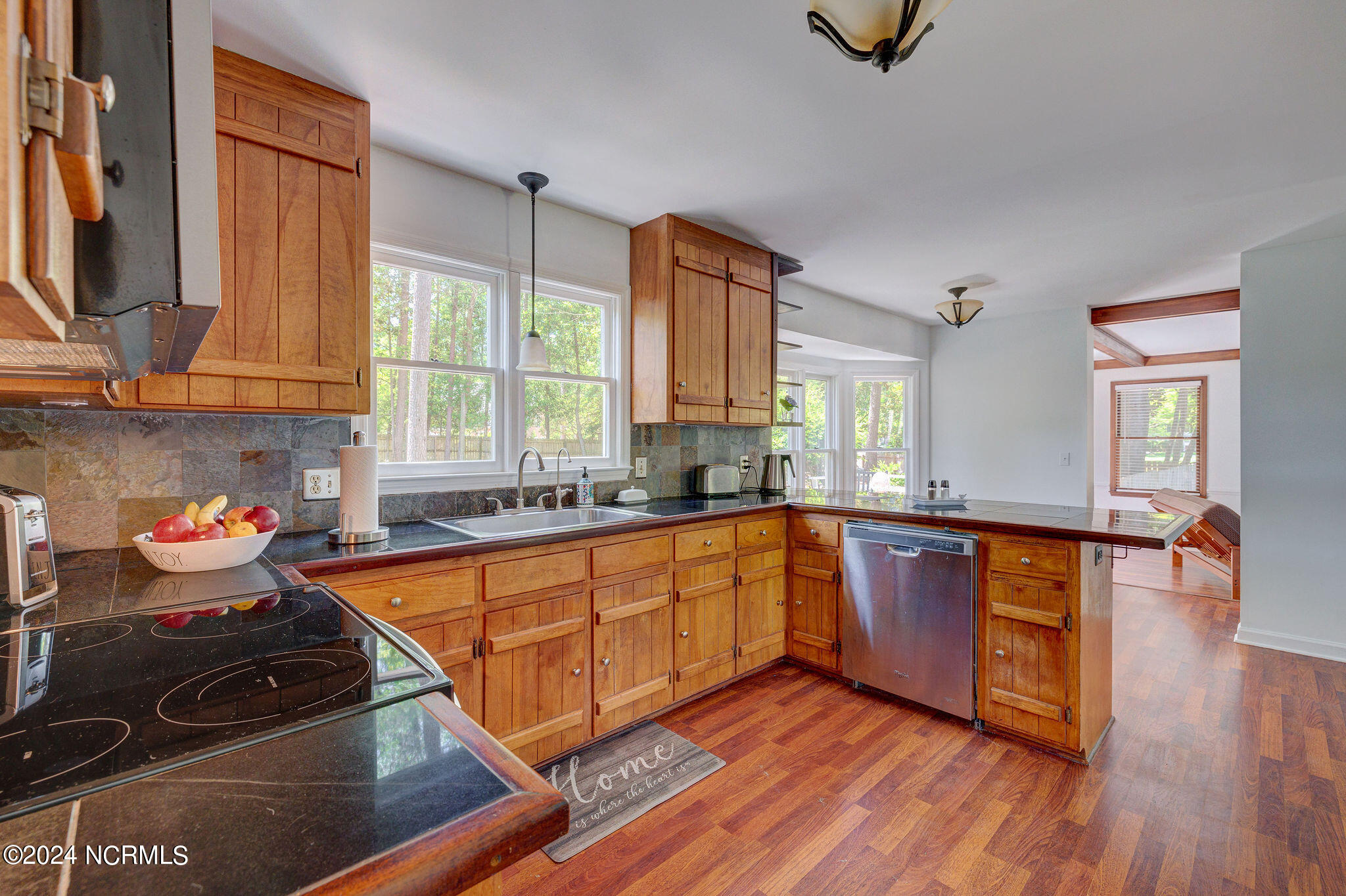 702 Ramblewood Drive