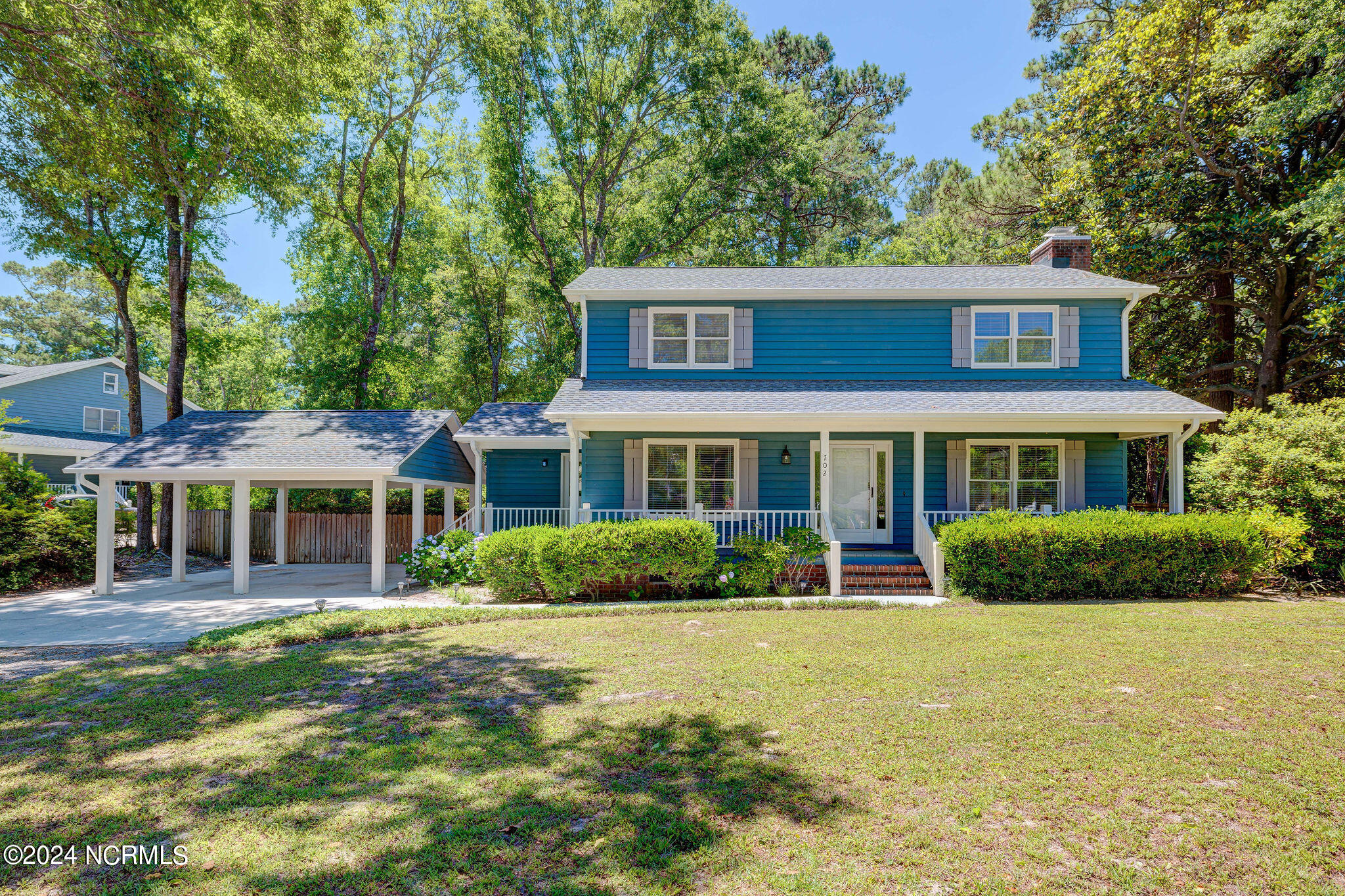 702 Ramblewood Drive