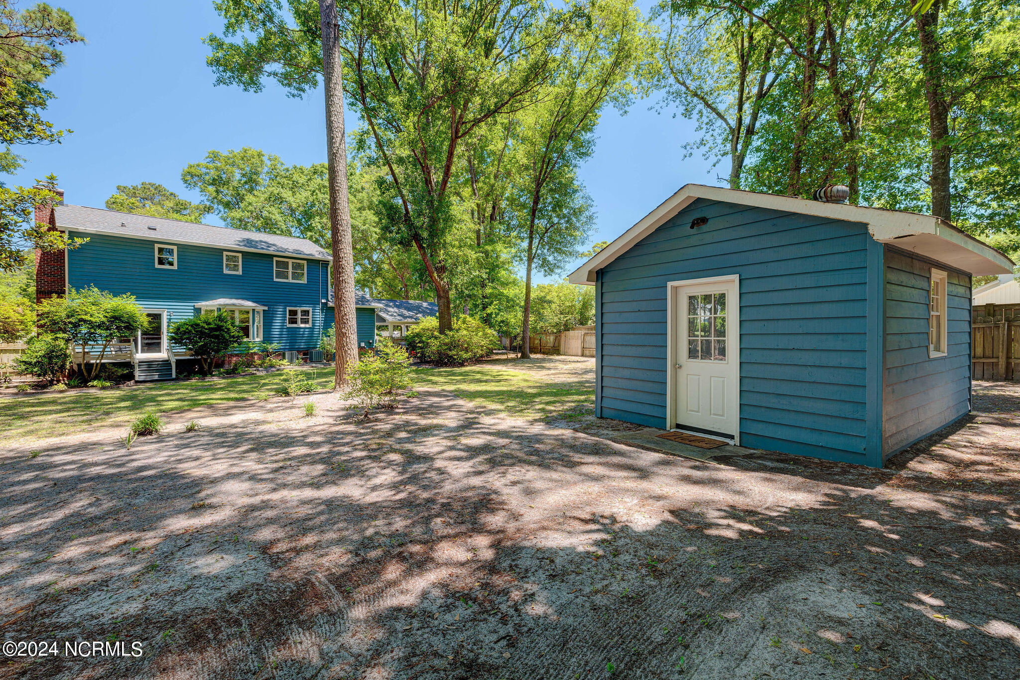 702 Ramblewood Drive