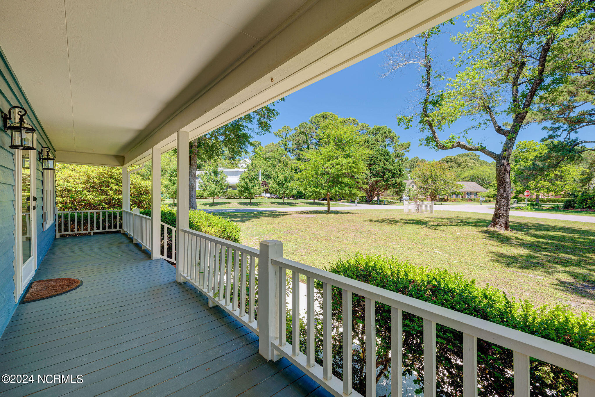 702 Ramblewood Drive
