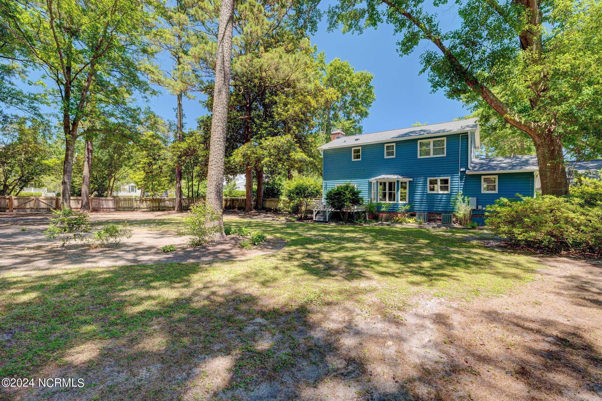 702 Ramblewood Drive