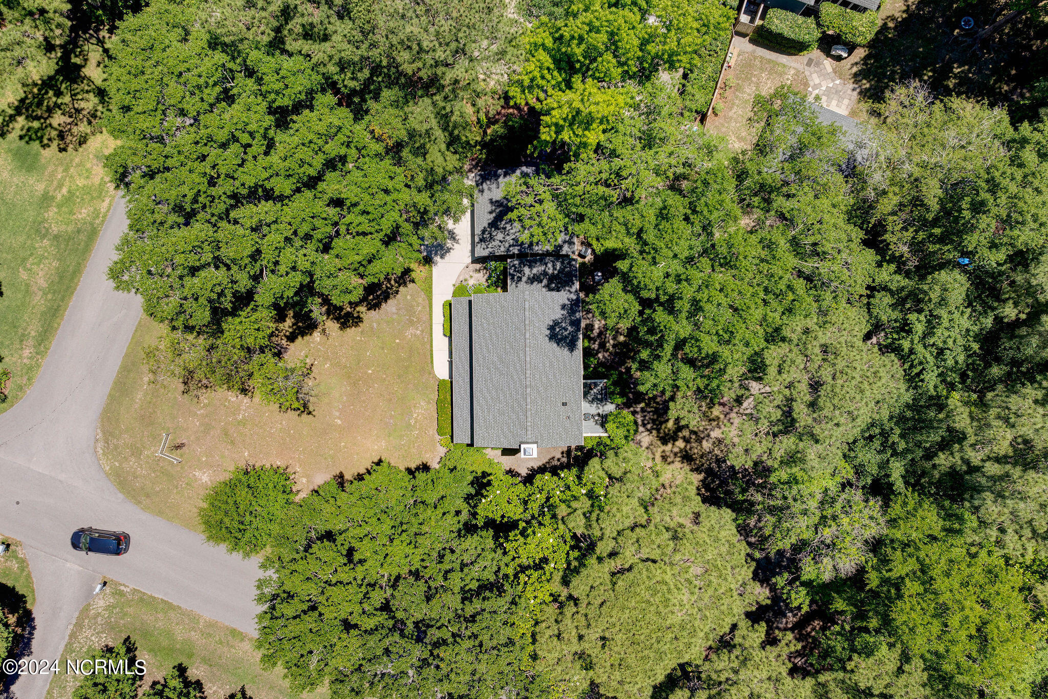 702 Ramblewood Drive