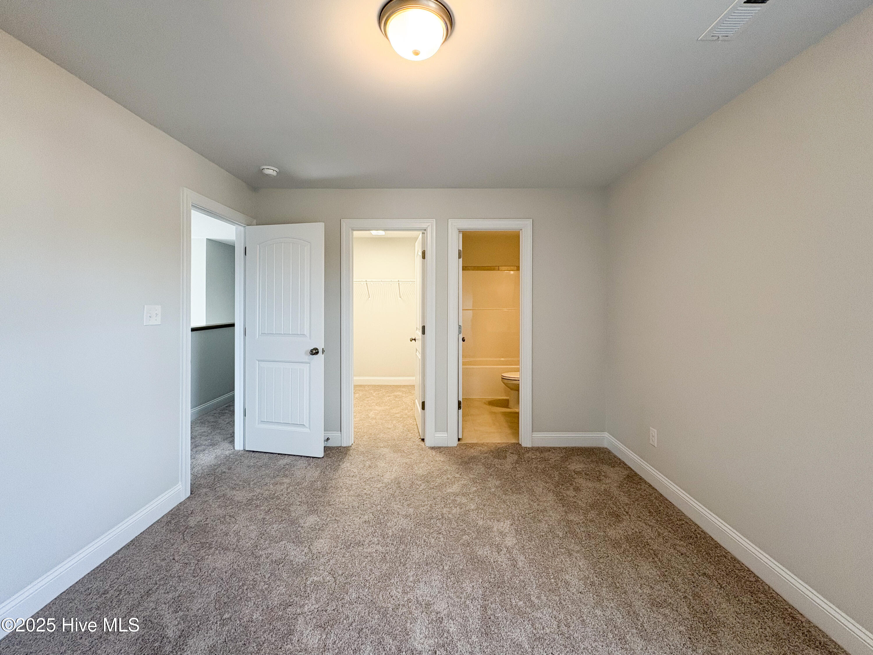 462 Pebble Shore Drive