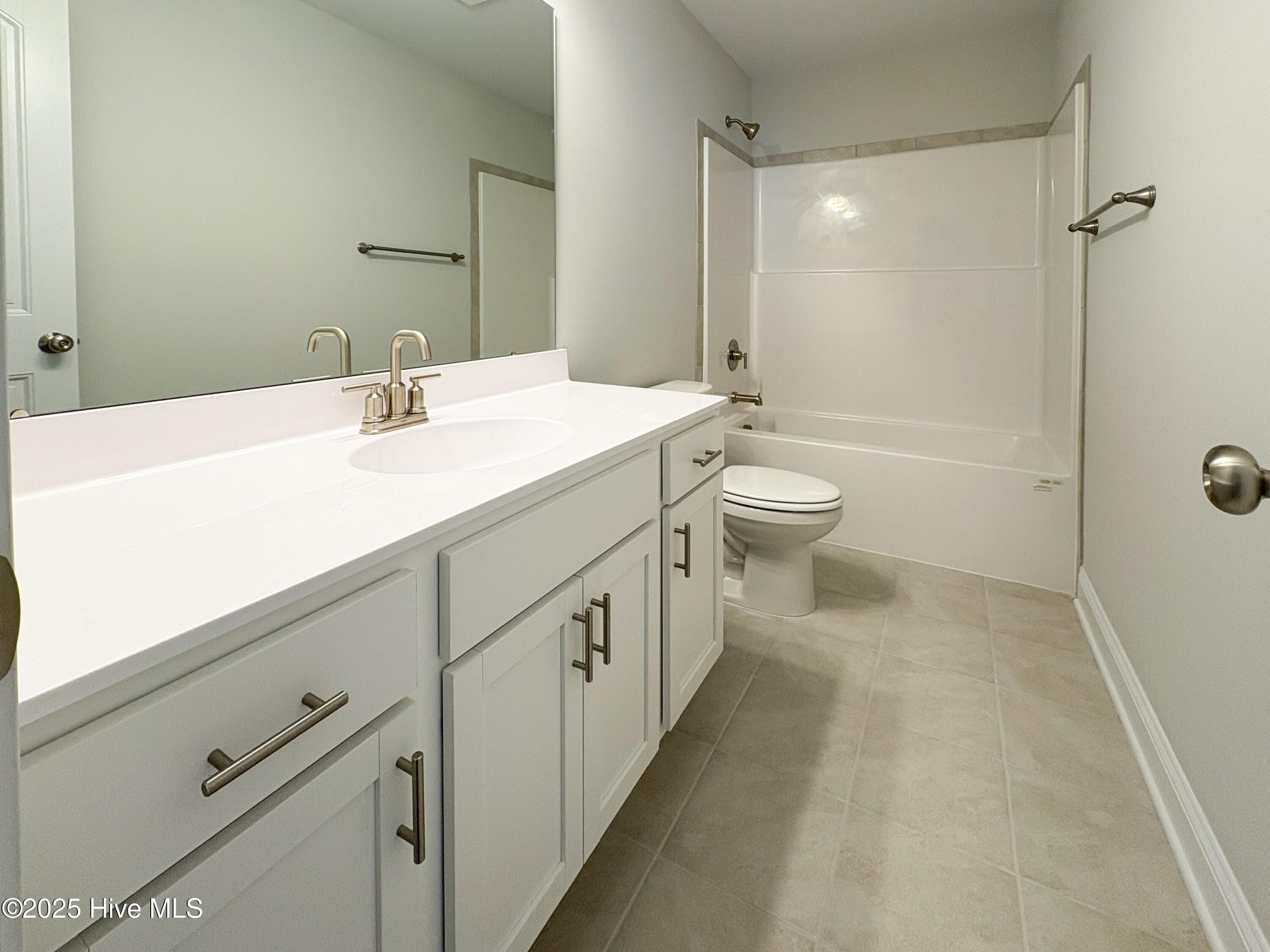 462 Pebble Shore Drive