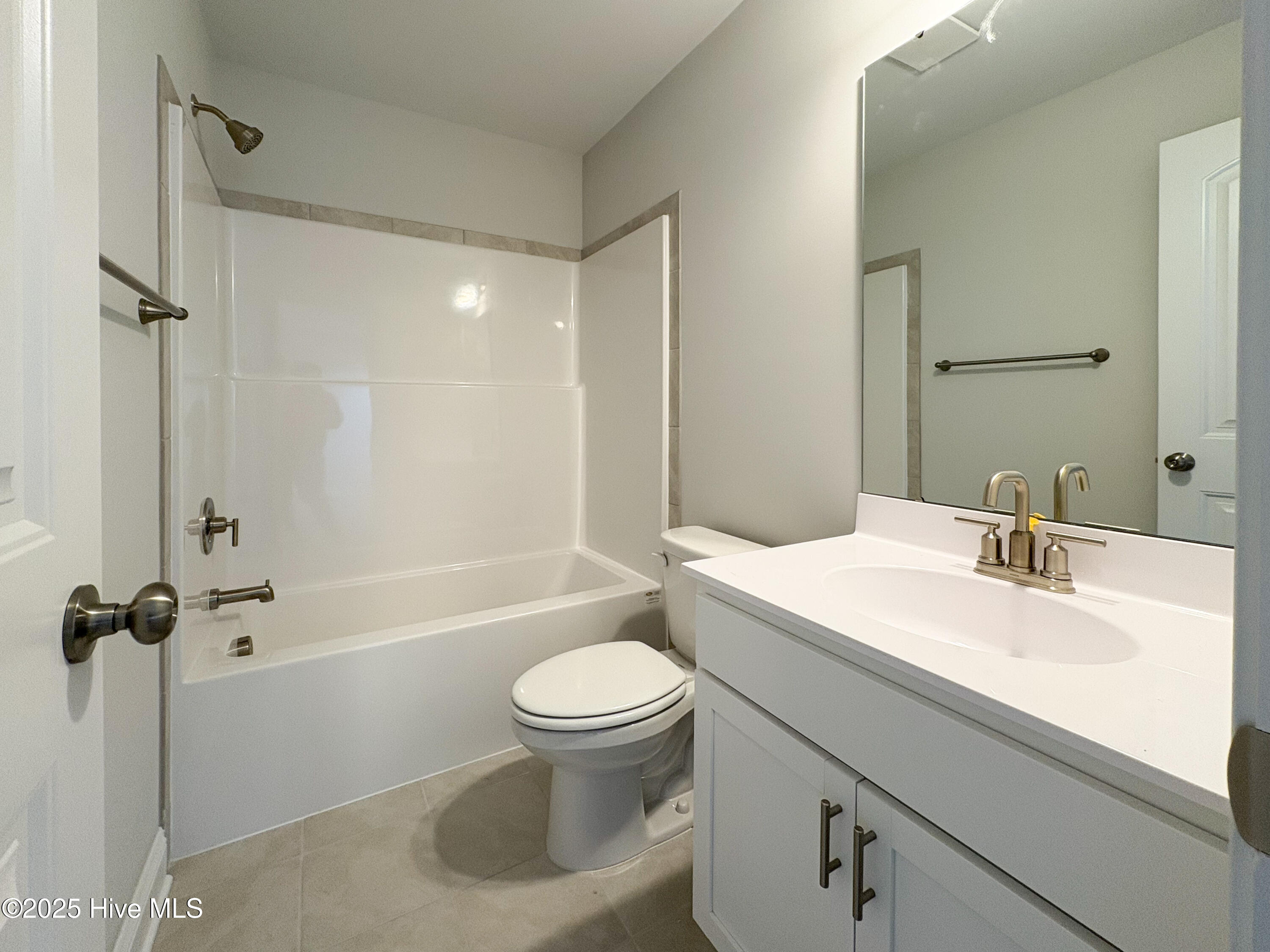 462 Pebble Shore Drive