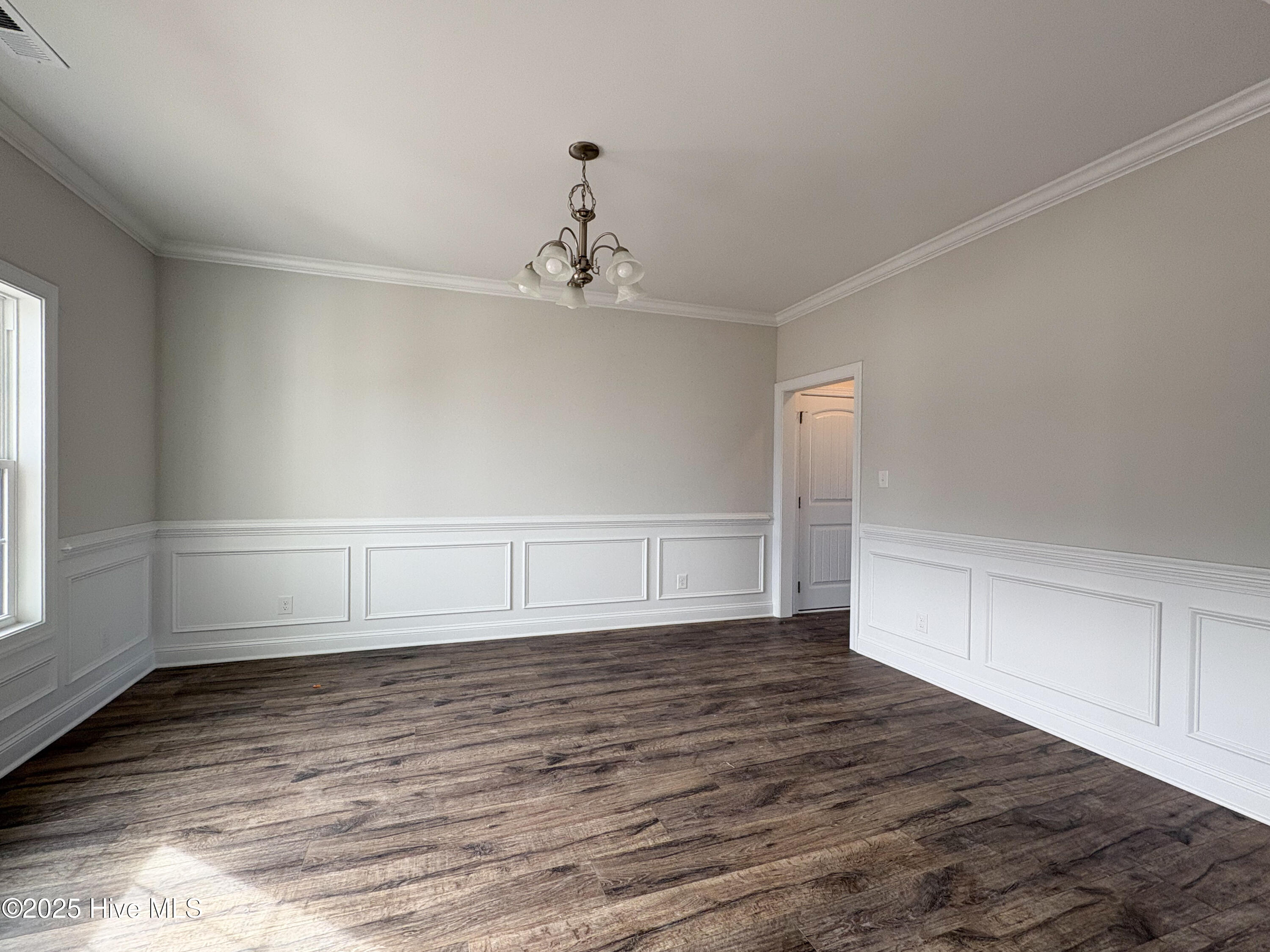 462 Pebble Shore Drive