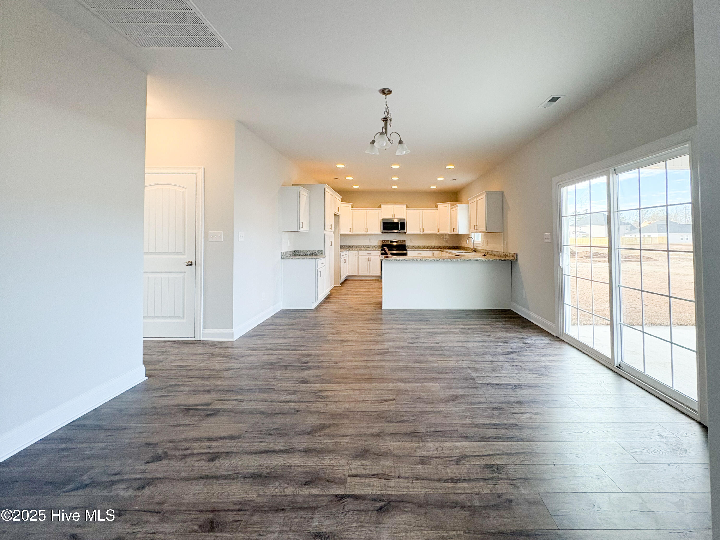 462 Pebble Shore Drive