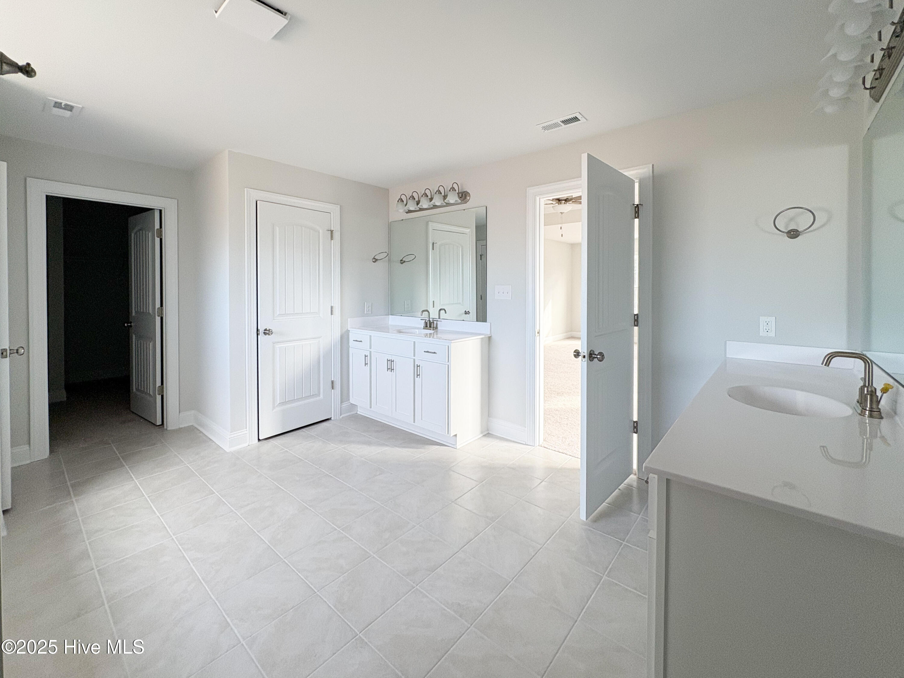 462 Pebble Shore Drive