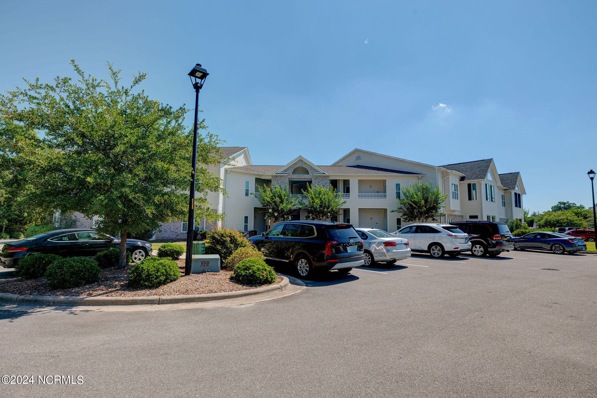 205 Fullford Lane Unit 103