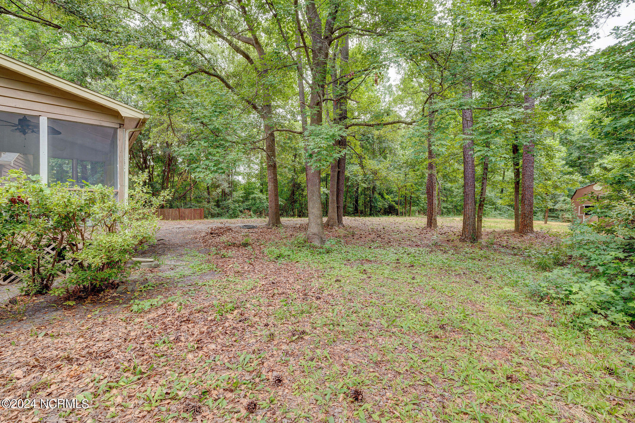 9823 Black Bear Hollow SE