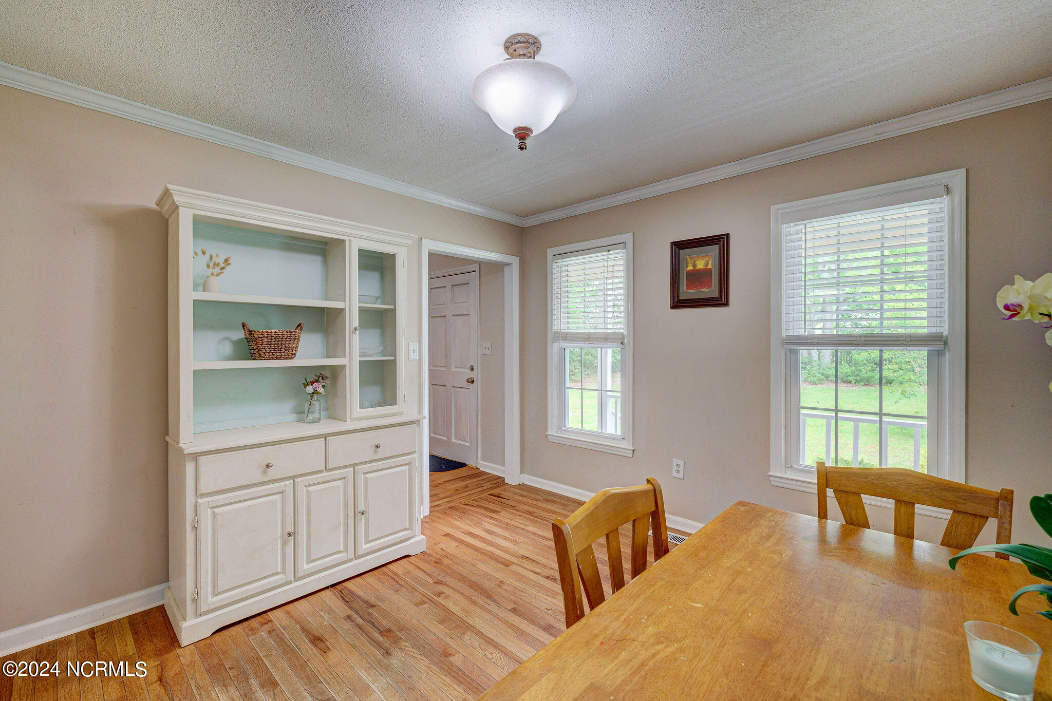 9823 Black Bear Hollow SE