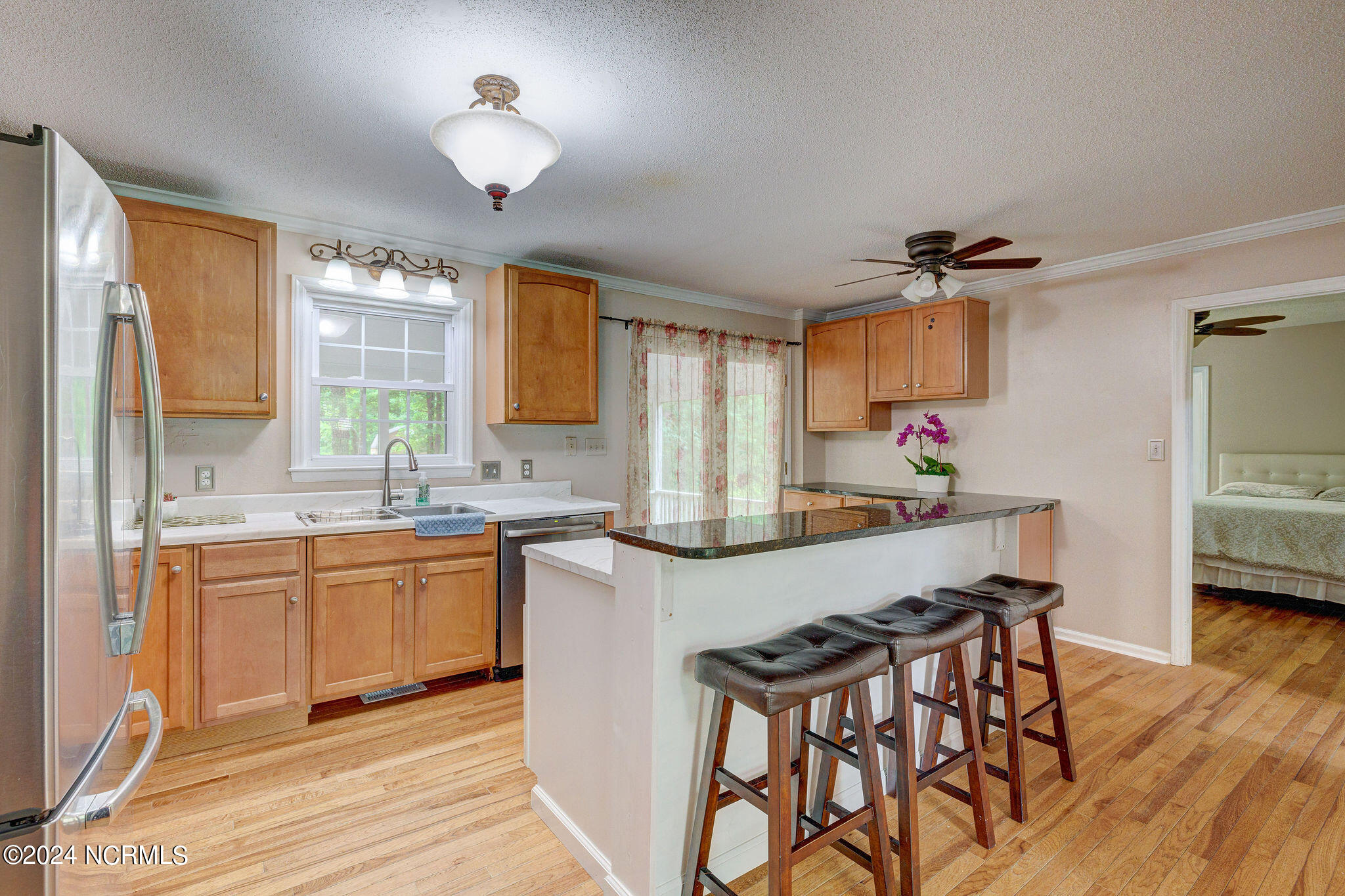 9823 Black Bear Hollow SE