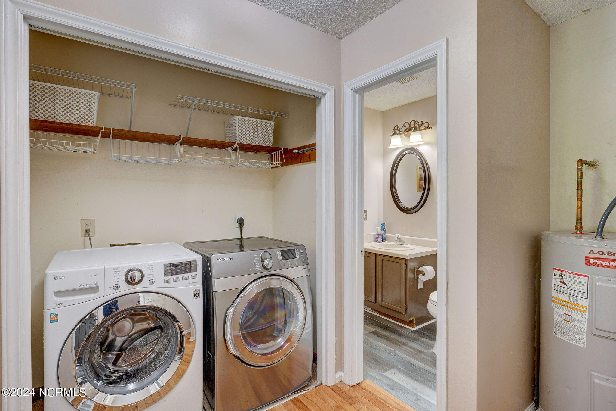 9823 Black Bear Hollow SE
