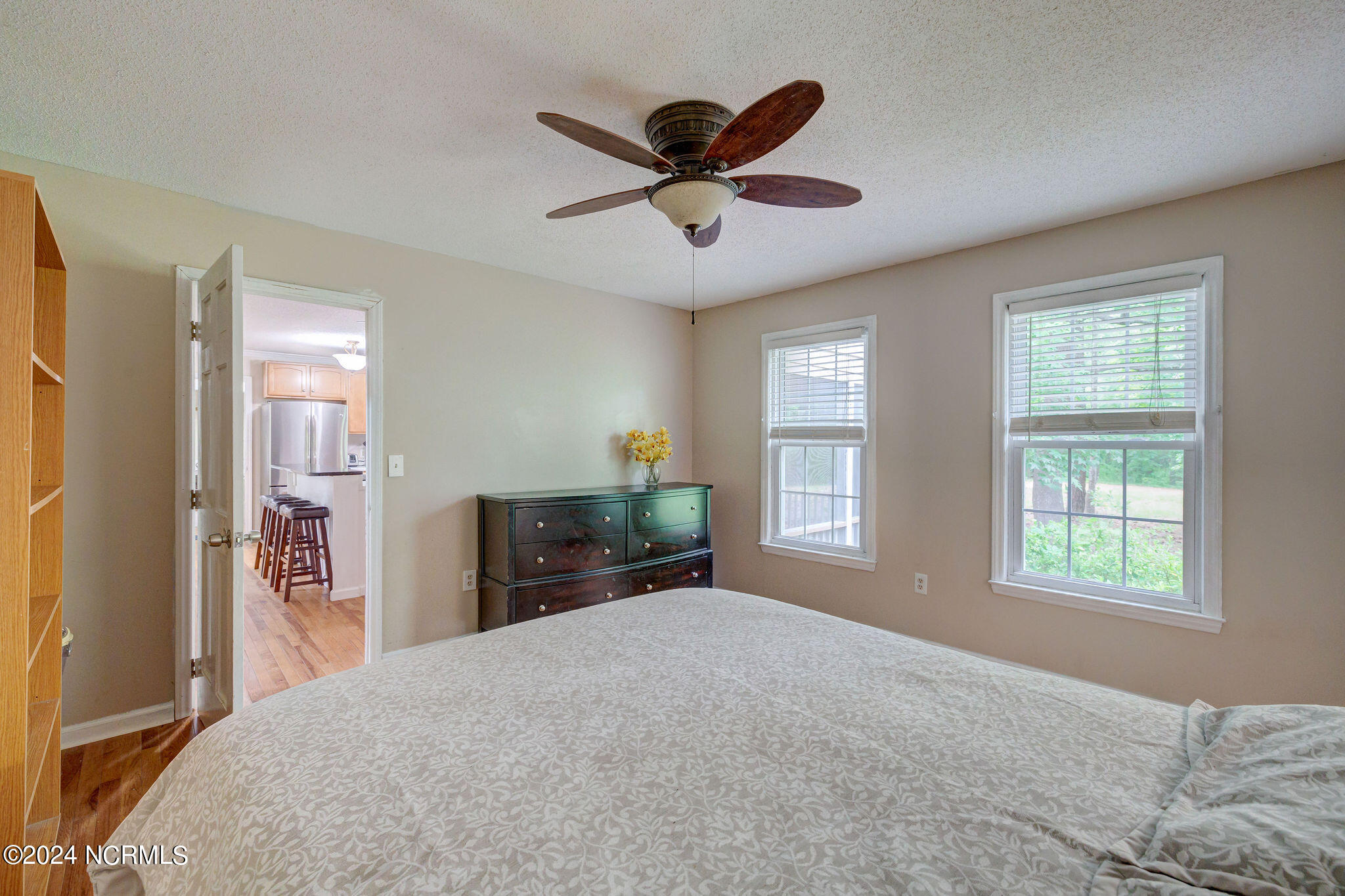9823 Black Bear Hollow SE