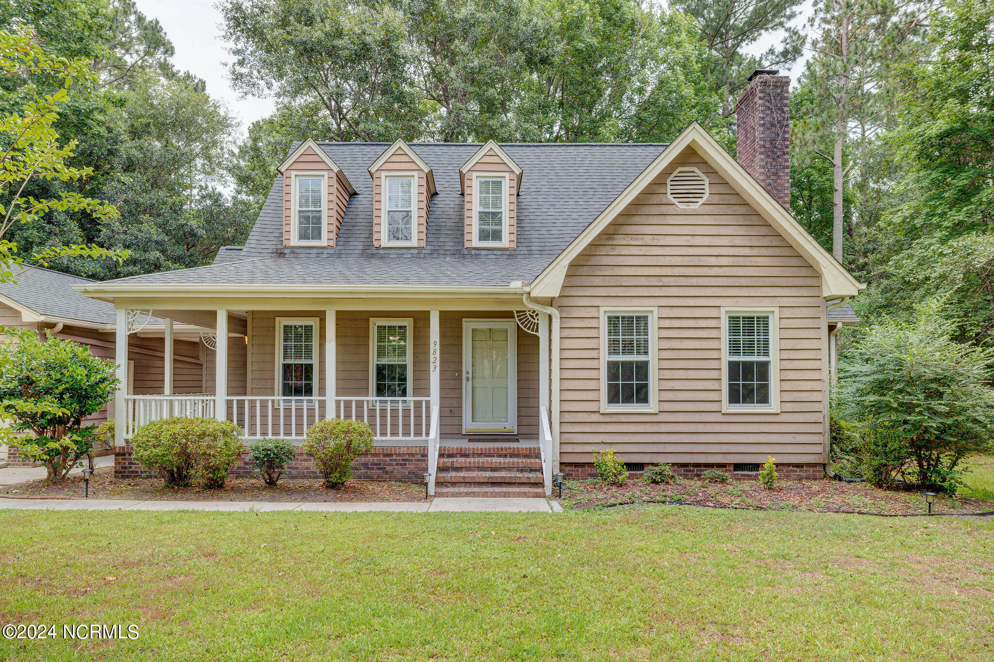 9823 Black Bear Hollow SE